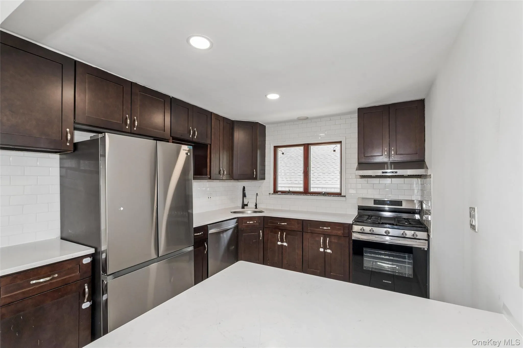 15 Belmont Boulevard, Hempstead, NY, 4 Bedrooms Bedrooms, 10 Rooms Rooms,2 BathroomsBathrooms,Residential,For Rent,Belmont,0,1003647 15 Belmont Boulevard, Hempstead, NY, 4 Bedrooms Bedrooms, 10 Rooms Rooms,2 BathroomsBathrooms,Residential,For Rent,Belmont,0,1003647