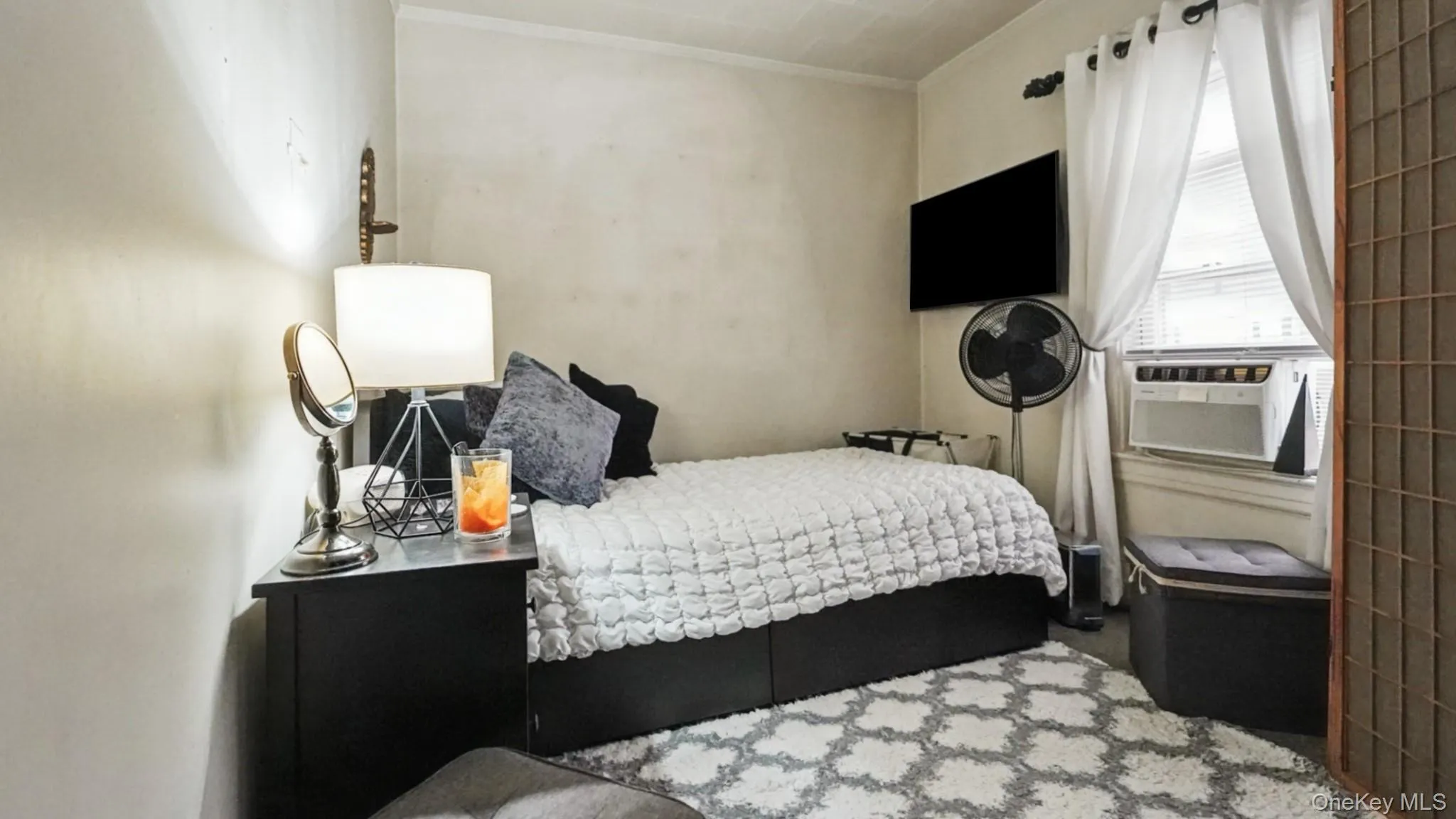 3rd bedroom 3rd bedroom