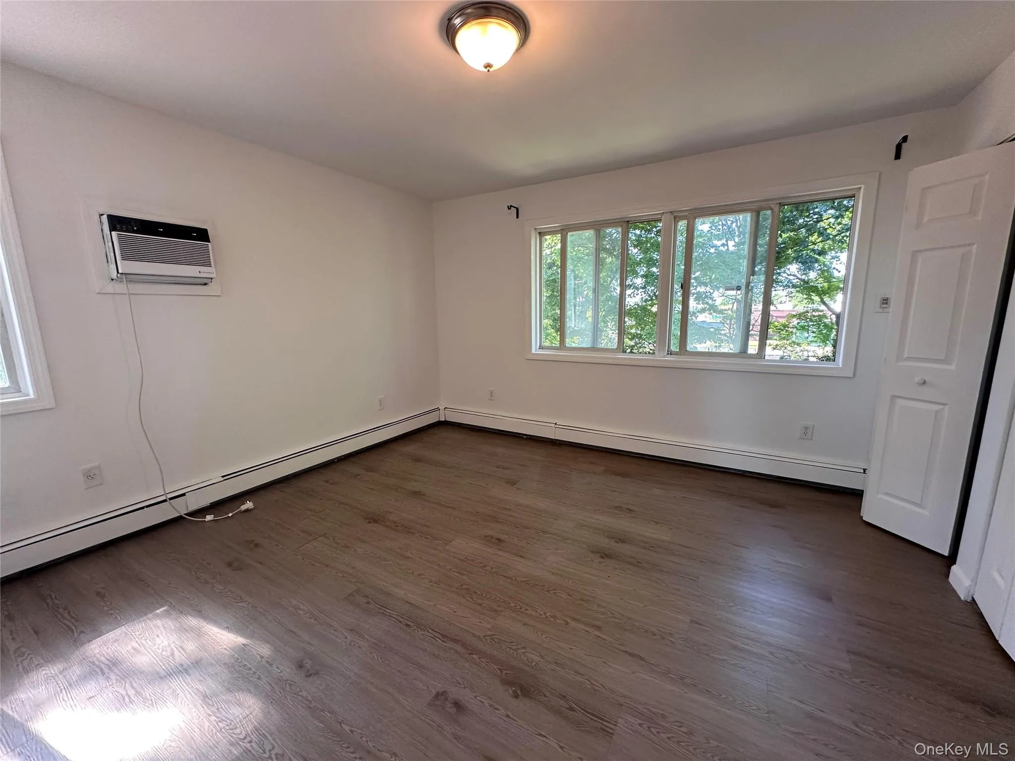 120 Ball Park Lane, Oyster Bay, NY, 5 Bedrooms Bedrooms, 5 Rooms Rooms,2 BathroomsBathrooms,Residential,For Rent,Ball Park,0,1003660 120 Ball Park Lane, Oyster Bay, NY, 5 Bedrooms Bedrooms, 5 Rooms Rooms,2 BathroomsBathrooms,Residential,For Rent,Ball Park,0,1003660