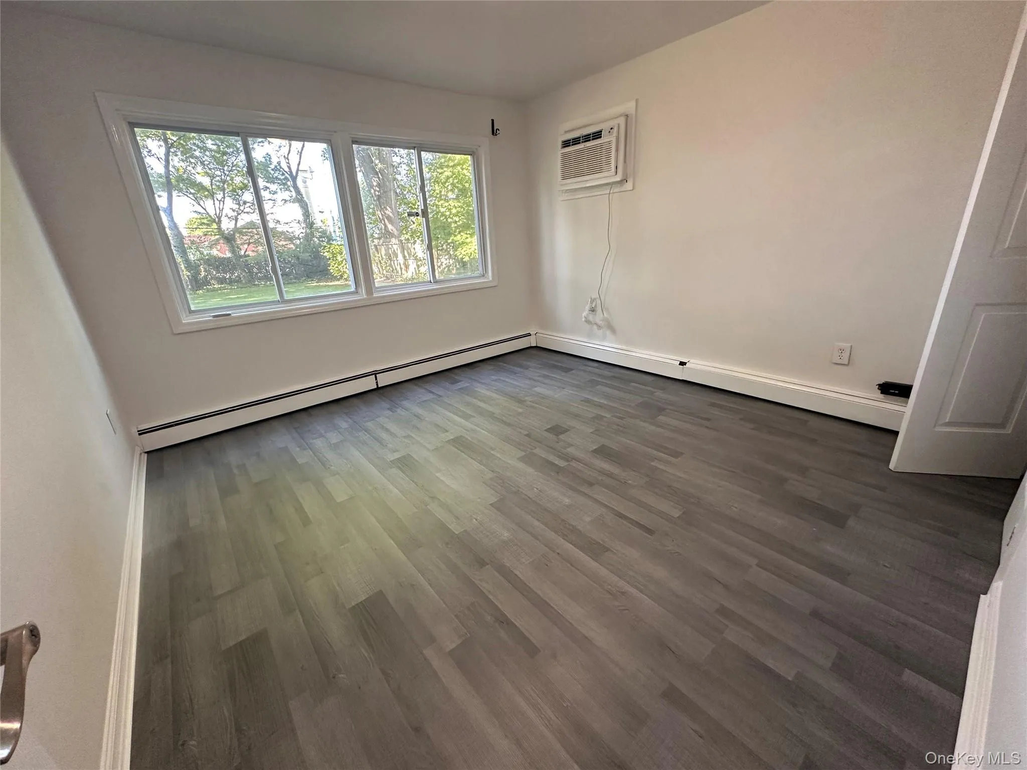120 Ball Park Lane, Oyster Bay, NY, 5 Bedrooms Bedrooms, 5 Rooms Rooms,2 BathroomsBathrooms,Residential,For Rent,Ball Park,0,1003660 120 Ball Park Lane, Oyster Bay, NY, 5 Bedrooms Bedrooms, 5 Rooms Rooms,2 BathroomsBathrooms,Residential,For Rent,Ball Park,0,1003660