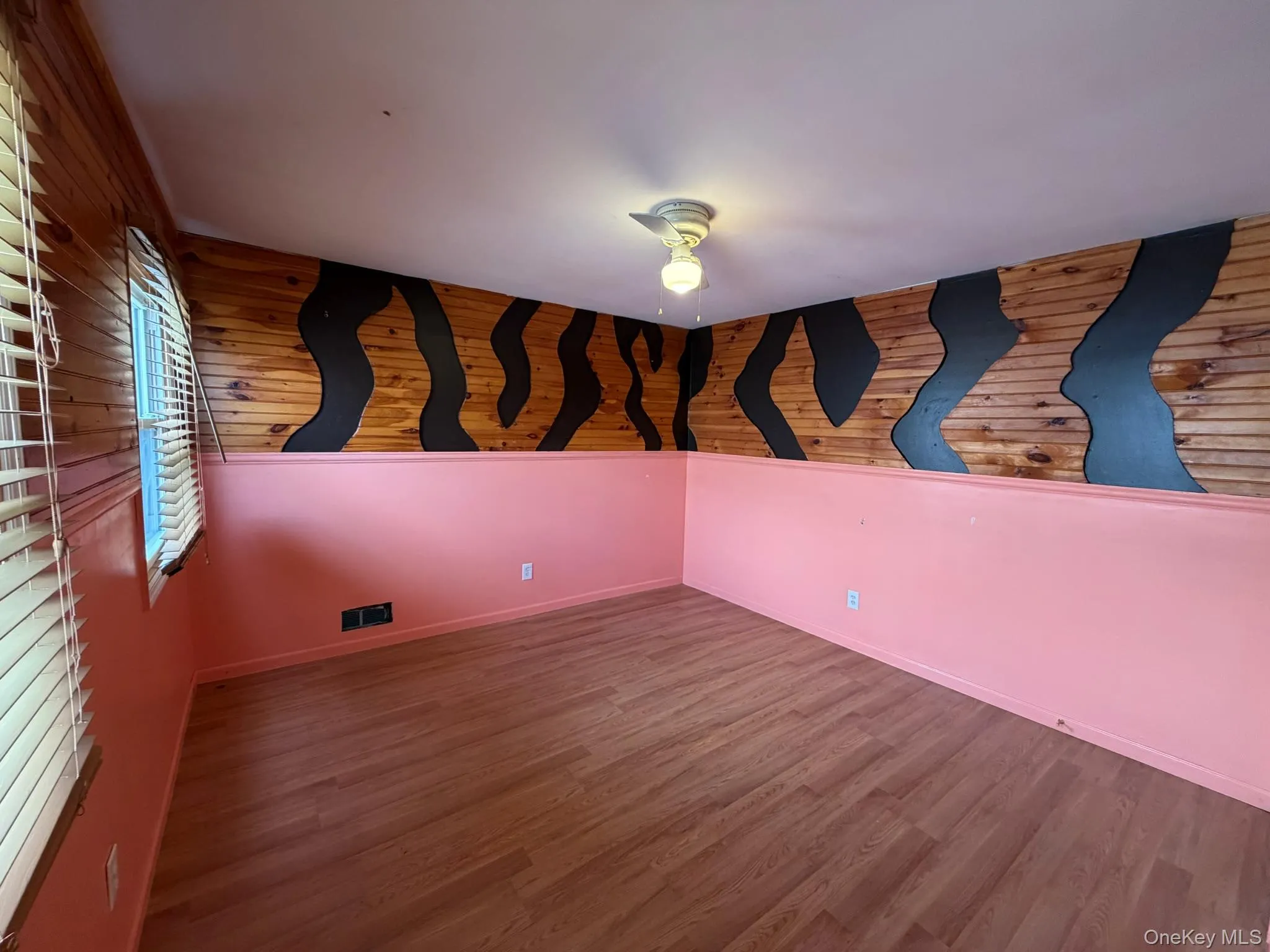 47 Van Buren Street, Hempstead, NY, 3 Bedrooms Bedrooms, 6 Rooms Rooms,1 BathroomBathrooms,Residential,For Rent,Van Buren,0,1003662 47 Van Buren Street, Hempstead, NY, 3 Bedrooms Bedrooms, 6 Rooms Rooms,1 BathroomBathrooms,Residential,For Rent,Van Buren,0,1003662