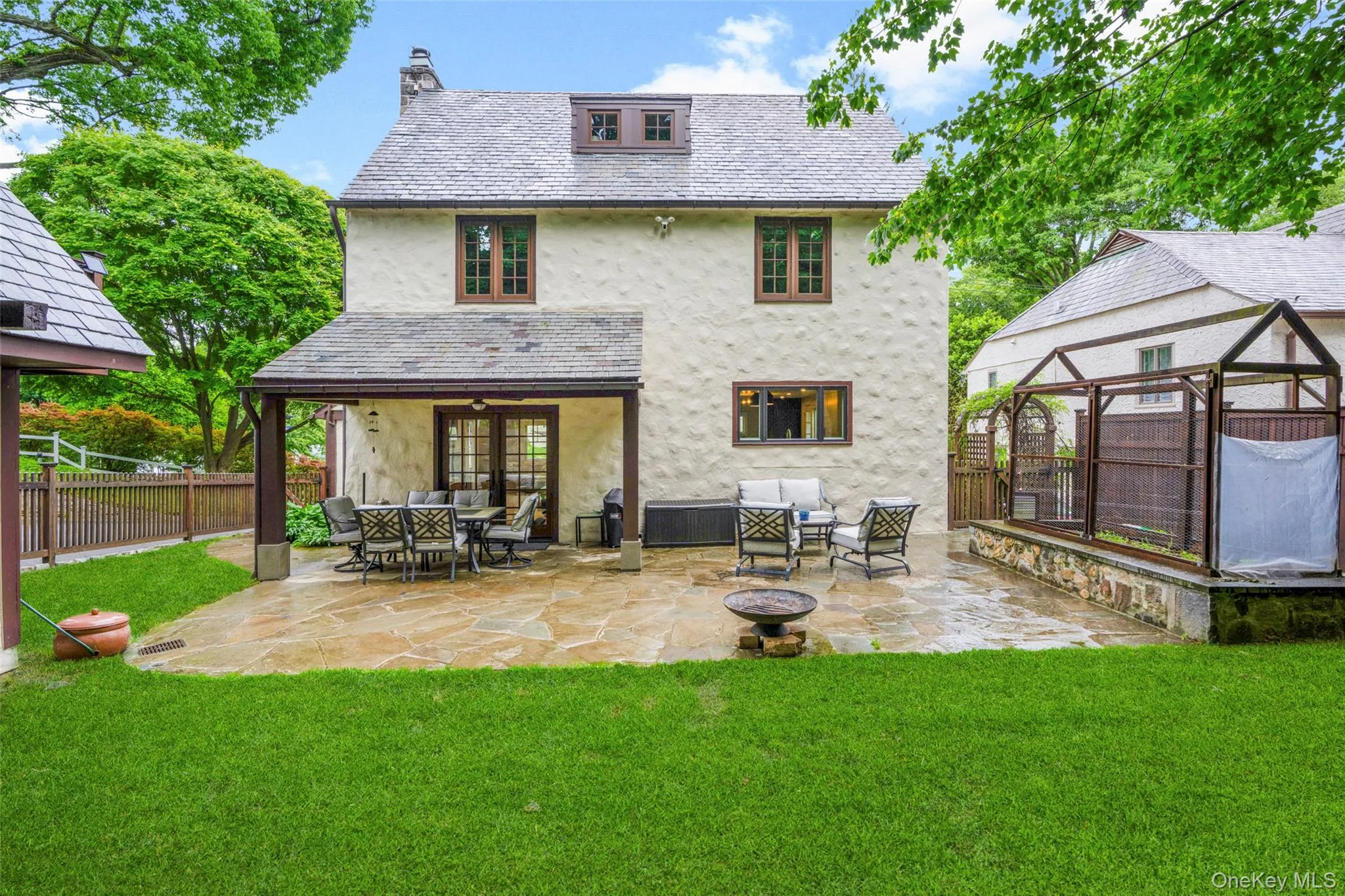 144 Douglas Place, Mount Vernon, NY, 4 Bedrooms Bedrooms, 11 Rooms Rooms,3 BathroomsBathrooms,Residential,For Rent,Douglas,0,1003664 144 Douglas Place, Mount Vernon, NY, 4 Bedrooms Bedrooms, 11 Rooms Rooms,3 BathroomsBathrooms,Residential,For Rent,Douglas,0,1003664