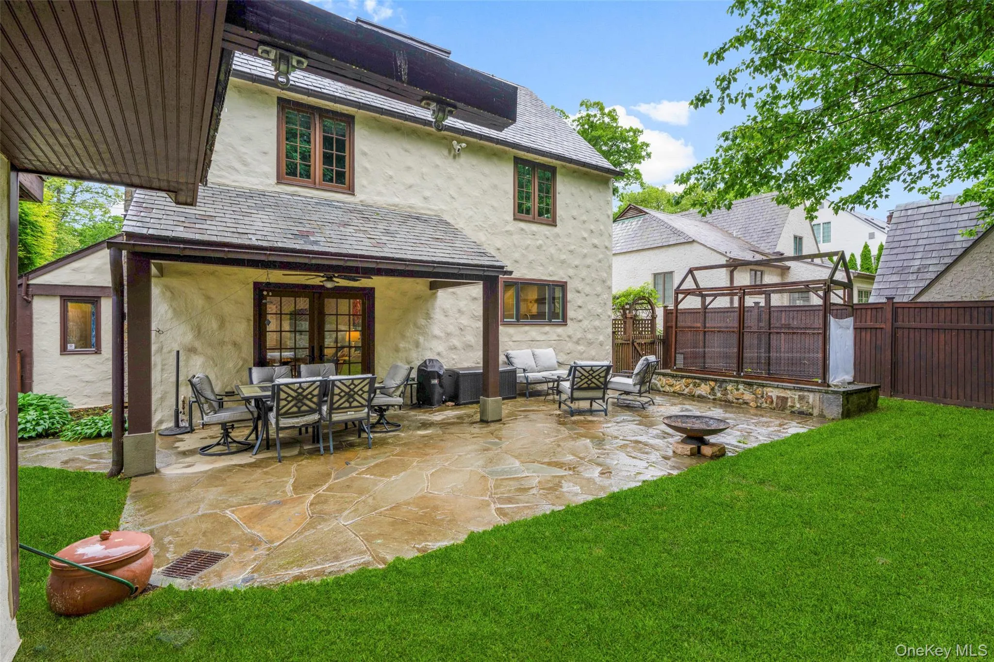 144 Douglas Place, Mount Vernon, NY, 4 Bedrooms Bedrooms, 11 Rooms Rooms,3 BathroomsBathrooms,Residential,For Rent,Douglas,0,1003664 144 Douglas Place, Mount Vernon, NY, 4 Bedrooms Bedrooms, 11 Rooms Rooms,3 BathroomsBathrooms,Residential,For Rent,Douglas,0,1003664
