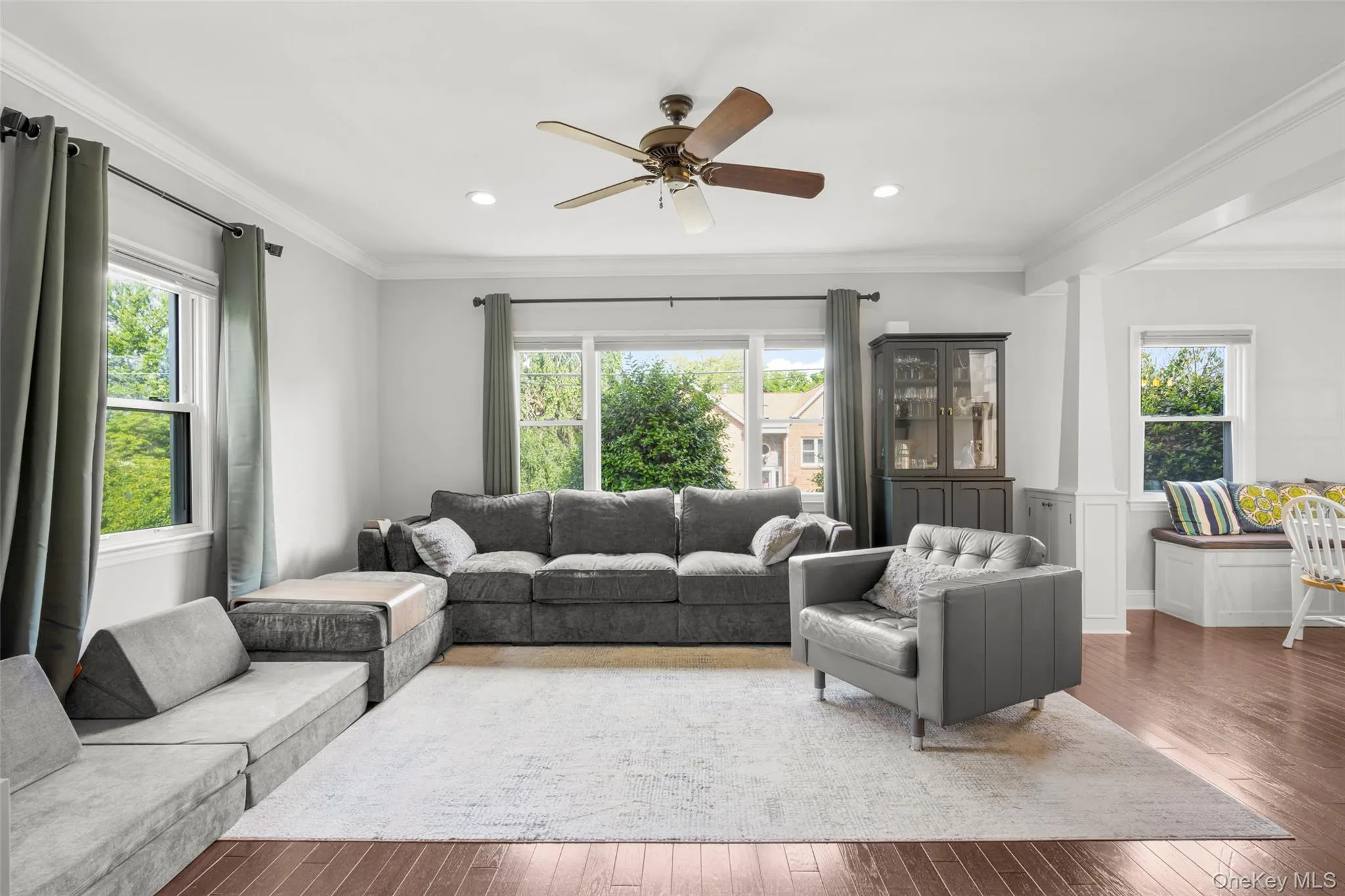 10 Bogert Place, Yonkers, NY, 5 Bedrooms Bedrooms, 12 Rooms Rooms,5 BathroomsBathrooms,Residential,For Rent,Bogert,0,1003668 10 Bogert Place, Yonkers, NY, 5 Bedrooms Bedrooms, 12 Rooms Rooms,5 BathroomsBathrooms,Residential,For Rent,Bogert,0,1003668