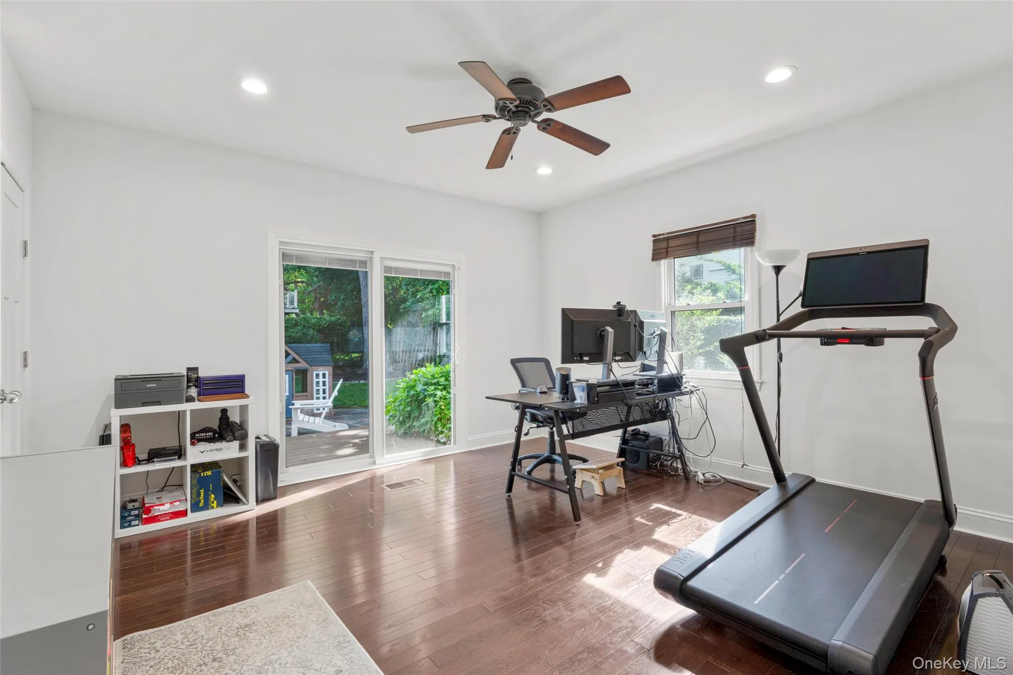 10 Bogert Place, Yonkers, NY, 5 Bedrooms Bedrooms, 12 Rooms Rooms,5 BathroomsBathrooms,Residential,For Rent,Bogert,0,1003668 10 Bogert Place, Yonkers, NY, 5 Bedrooms Bedrooms, 12 Rooms Rooms,5 BathroomsBathrooms,Residential,For Rent,Bogert,0,1003668
