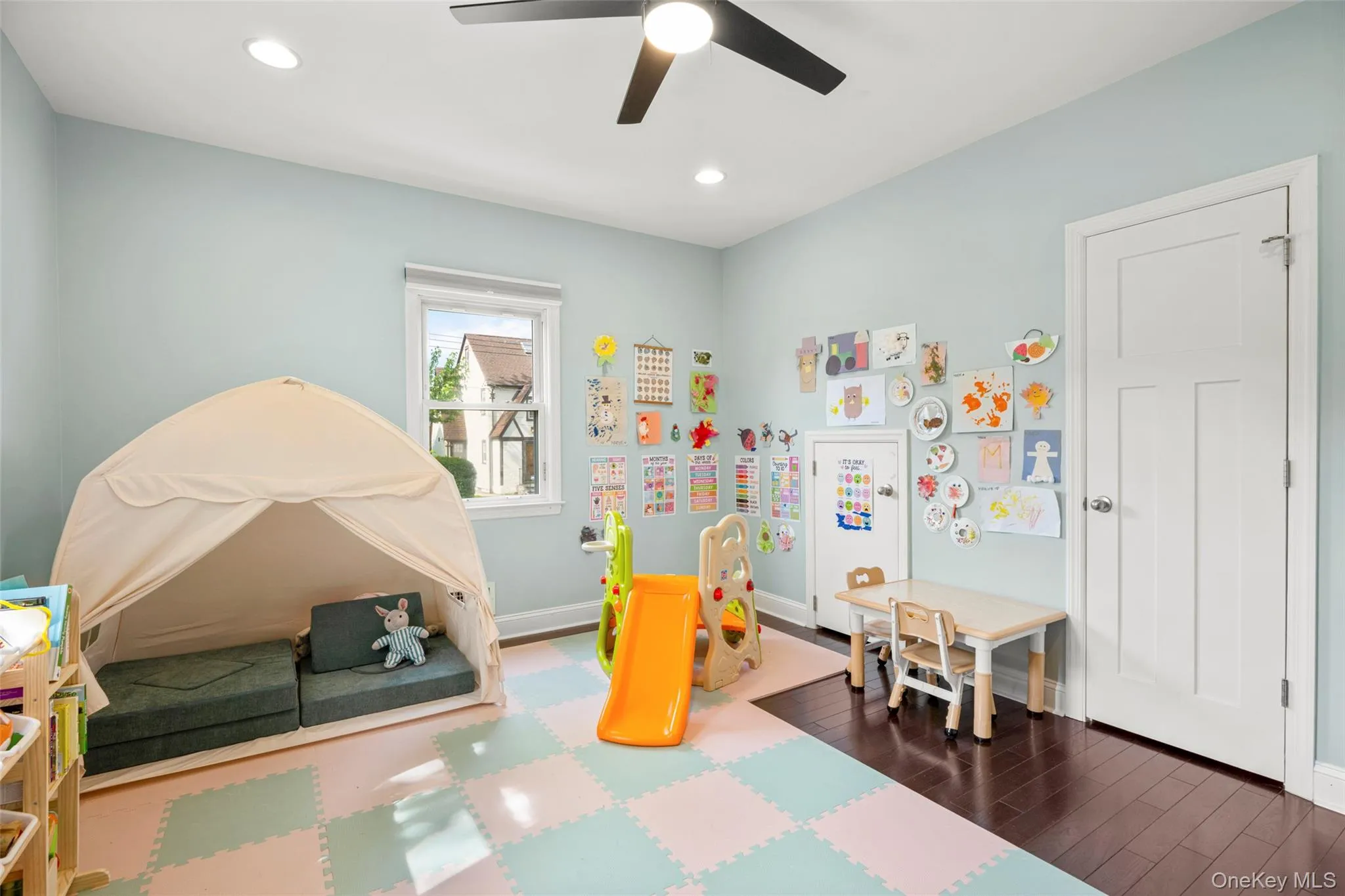 10 Bogert Place, Yonkers, NY, 5 Bedrooms Bedrooms, 12 Rooms Rooms,5 BathroomsBathrooms,Residential,For Rent,Bogert,0,1003668 10 Bogert Place, Yonkers, NY, 5 Bedrooms Bedrooms, 12 Rooms Rooms,5 BathroomsBathrooms,Residential,For Rent,Bogert,0,1003668