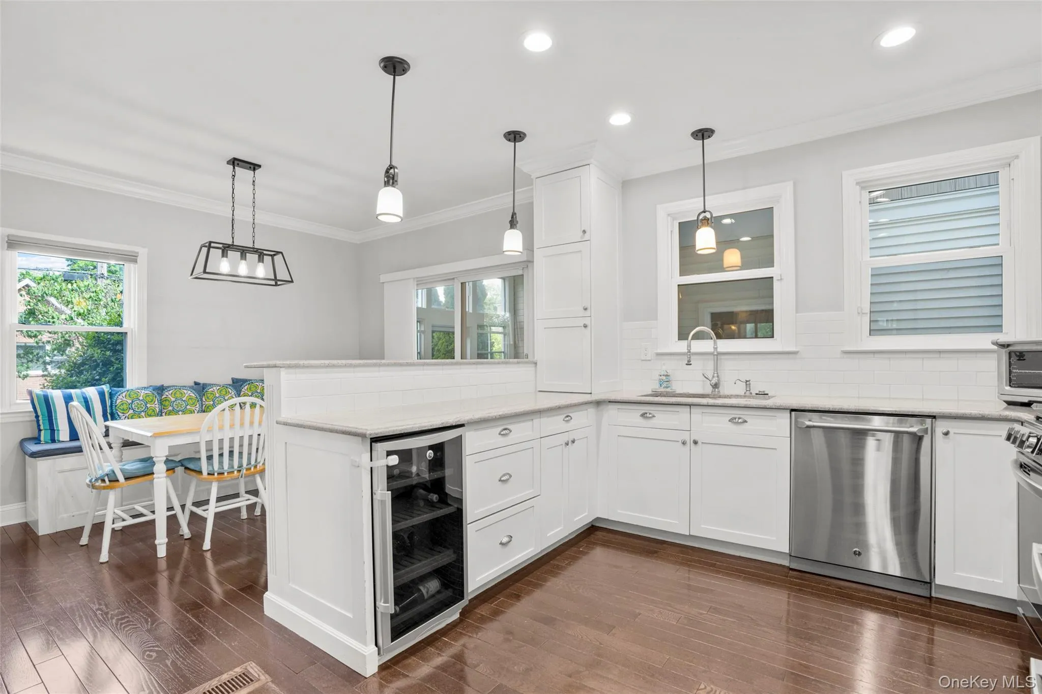 10 Bogert Place, Yonkers, NY, 5 Bedrooms Bedrooms, 12 Rooms Rooms,5 BathroomsBathrooms,Residential,For Rent,Bogert,0,1003668 10 Bogert Place, Yonkers, NY, 5 Bedrooms Bedrooms, 12 Rooms Rooms,5 BathroomsBathrooms,Residential,For Rent,Bogert,0,1003668