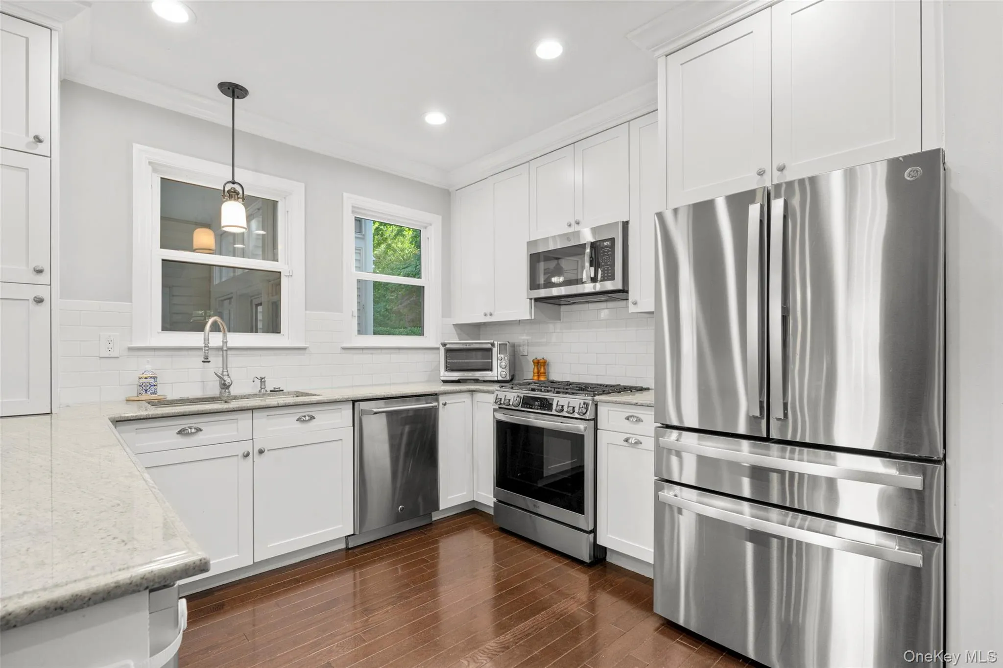 10 Bogert Place, Yonkers, NY, 5 Bedrooms Bedrooms, 12 Rooms Rooms,5 BathroomsBathrooms,Residential,For Rent,Bogert,0,1003668 10 Bogert Place, Yonkers, NY, 5 Bedrooms Bedrooms, 12 Rooms Rooms,5 BathroomsBathrooms,Residential,For Rent,Bogert,0,1003668