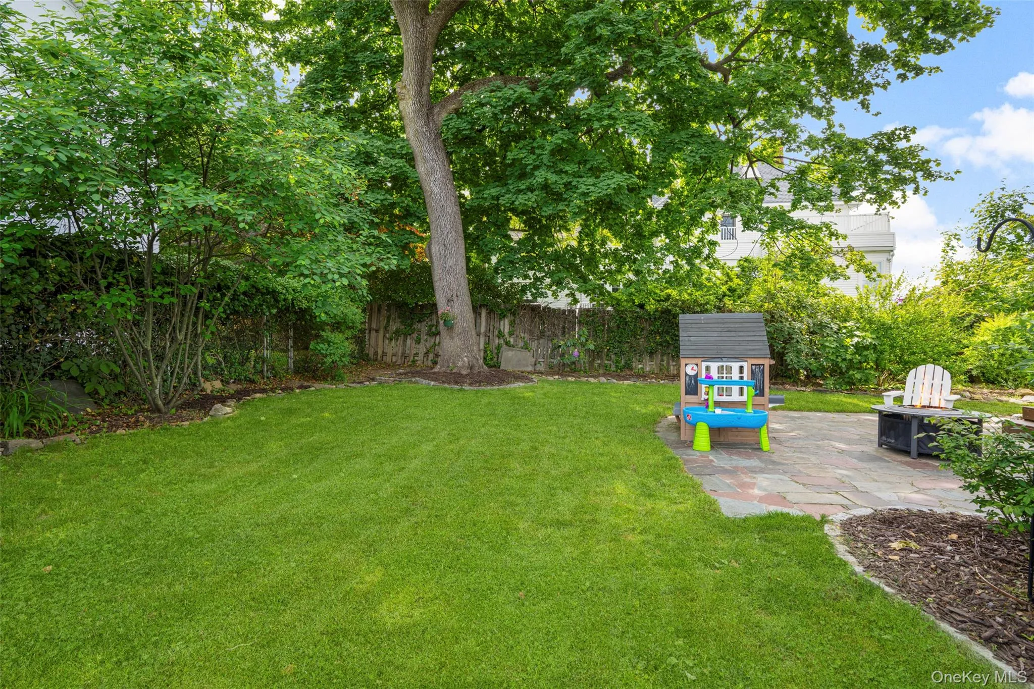 10 Bogert Place, Yonkers, NY, 5 Bedrooms Bedrooms, 12 Rooms Rooms,5 BathroomsBathrooms,Residential,For Rent,Bogert,0,1003668 10 Bogert Place, Yonkers, NY, 5 Bedrooms Bedrooms, 12 Rooms Rooms,5 BathroomsBathrooms,Residential,For Rent,Bogert,0,1003668