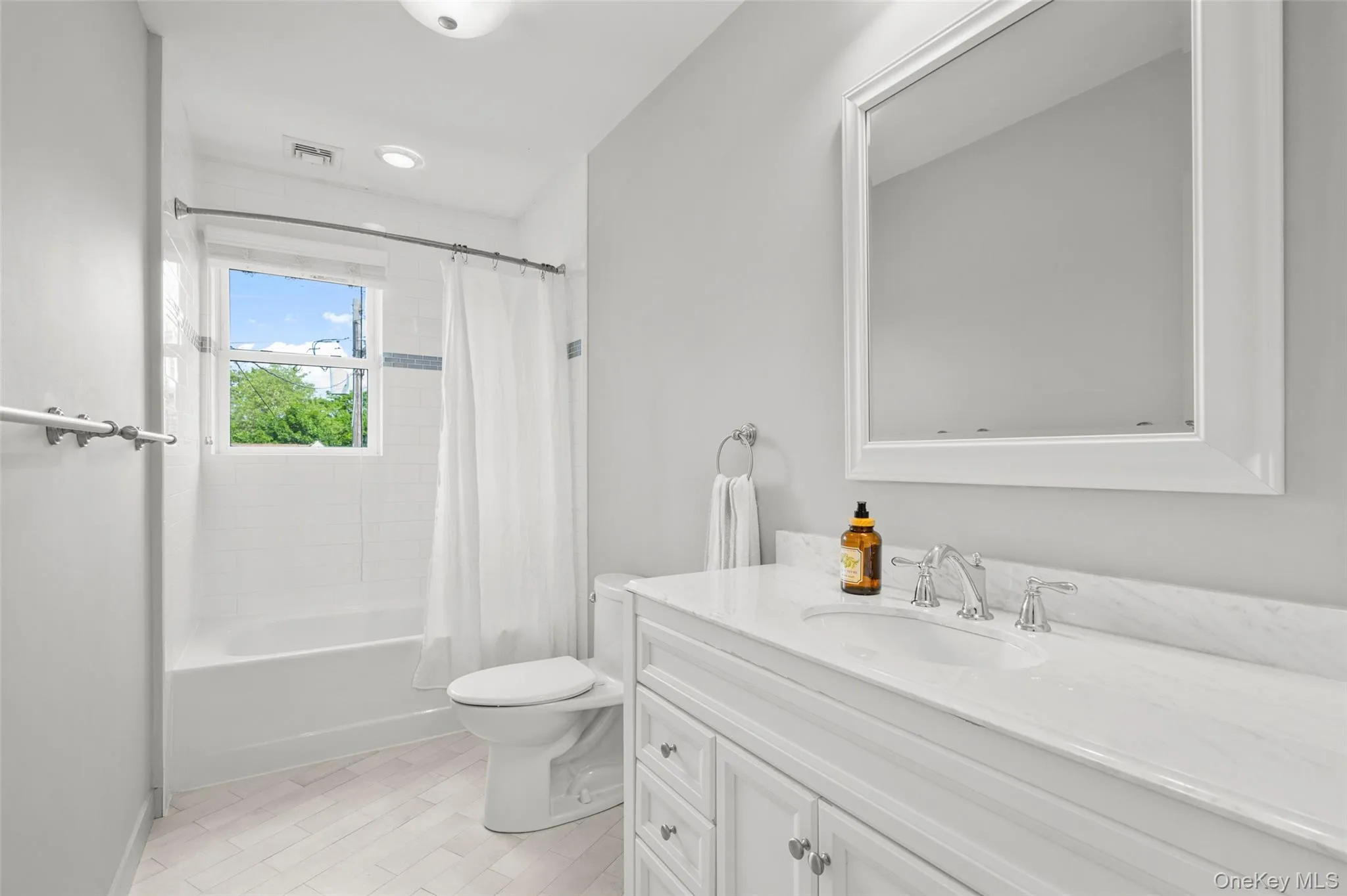 10 Bogert Place, Yonkers, NY, 5 Bedrooms Bedrooms, 12 Rooms Rooms,5 BathroomsBathrooms,Residential,For Rent,Bogert,0,1003668 10 Bogert Place, Yonkers, NY, 5 Bedrooms Bedrooms, 12 Rooms Rooms,5 BathroomsBathrooms,Residential,For Rent,Bogert,0,1003668