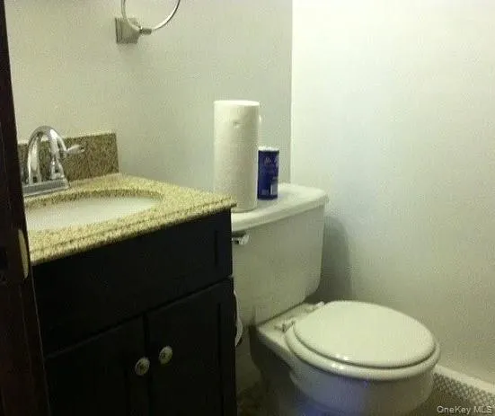 130 Park Avenue, Oyster Bay, NY, 3 Bedrooms Bedrooms, 6 Rooms Rooms,1 BathroomBathrooms,Residential,For Rent,Park,0,1003670 130 Park Avenue, Oyster Bay, NY, 3 Bedrooms Bedrooms, 6 Rooms Rooms,1 BathroomBathrooms,Residential,For Rent,Park,0,1003670