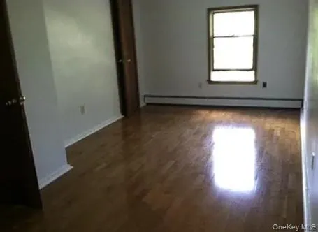 130 Park Avenue, Oyster Bay, NY, 3 Bedrooms Bedrooms, 6 Rooms Rooms,1 BathroomBathrooms,Residential,For Rent,Park,0,1003670 130 Park Avenue, Oyster Bay, NY, 3 Bedrooms Bedrooms, 6 Rooms Rooms,1 BathroomBathrooms,Residential,For Rent,Park,0,1003670