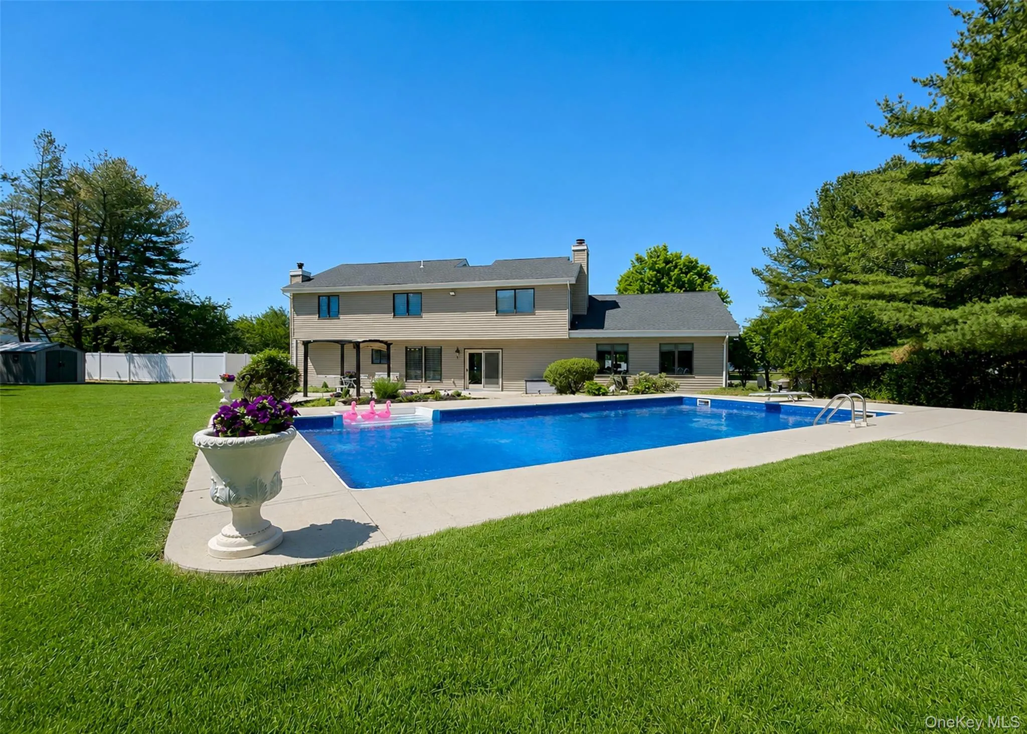 25 Vineyard Way, Brookhaven, NY, 3 Bedrooms Bedrooms, 9 Rooms Rooms,2 BathroomsBathrooms,Residential,For Rent,Vineyard,0,1003673 25 Vineyard Way, Brookhaven, NY, 3 Bedrooms Bedrooms, 9 Rooms Rooms,2 BathroomsBathrooms,Residential,For Rent,Vineyard,0,1003673