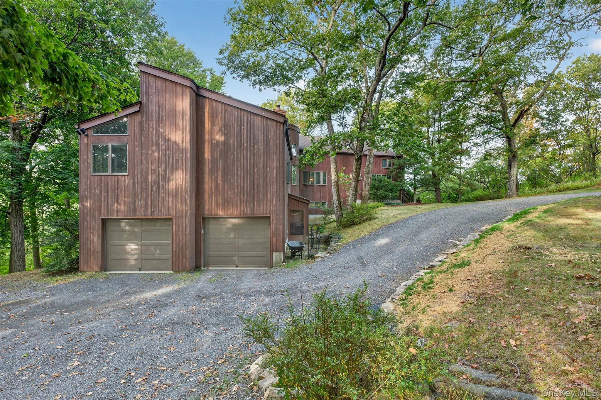 Attached 2 Car Garage Attached 2 Car Garage