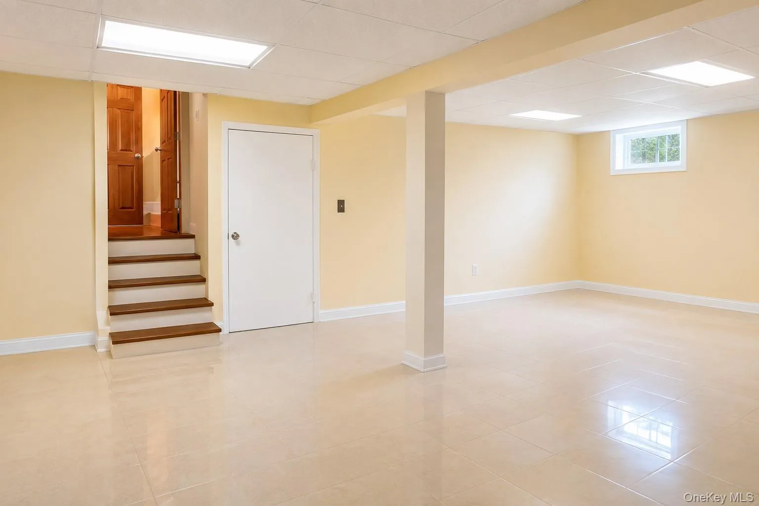 180 Sutton Manor Road, New Rochelle, NY, 3 Bedrooms Bedrooms, 5 Rooms Rooms,2 BathroomsBathrooms,Residential Sale,For Rent,Sutton Manor,0,1003683 180 Sutton Manor Road, New Rochelle, NY, 3 Bedrooms Bedrooms, 5 Rooms Rooms,2 BathroomsBathrooms,Residential Sale,For Rent,Sutton Manor,0,1003683
