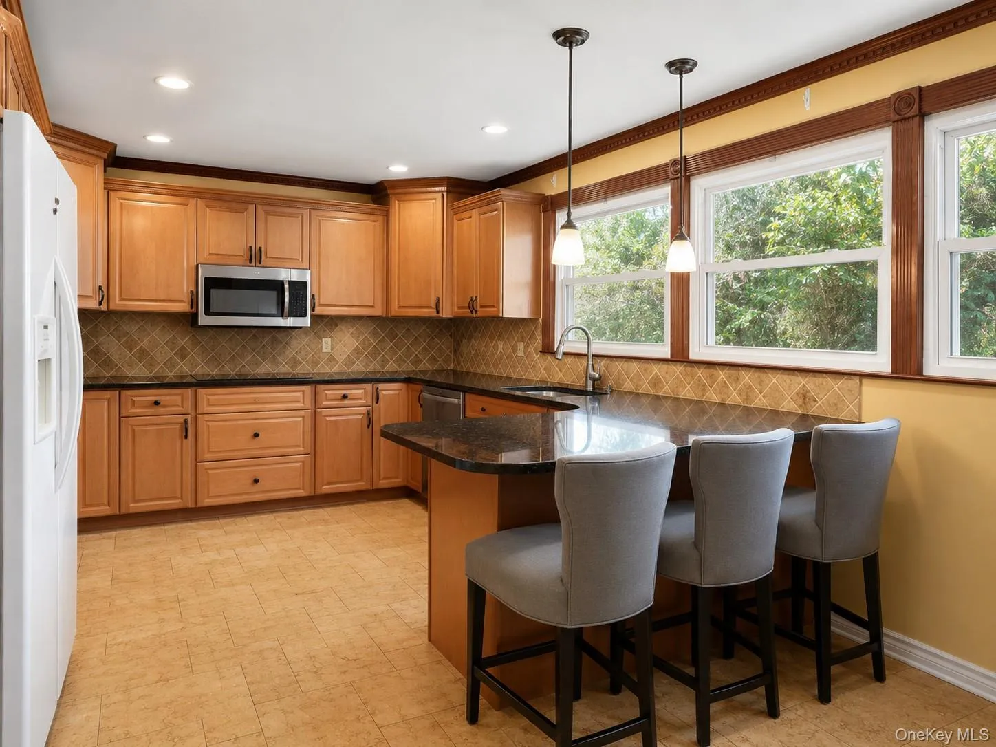 180 Sutton Manor Road, New Rochelle, NY, 3 Bedrooms Bedrooms, 5 Rooms Rooms,2 BathroomsBathrooms,Residential Sale,For Rent,Sutton Manor,0,1003683 180 Sutton Manor Road, New Rochelle, NY, 3 Bedrooms Bedrooms, 5 Rooms Rooms,2 BathroomsBathrooms,Residential Sale,For Rent,Sutton Manor,0,1003683