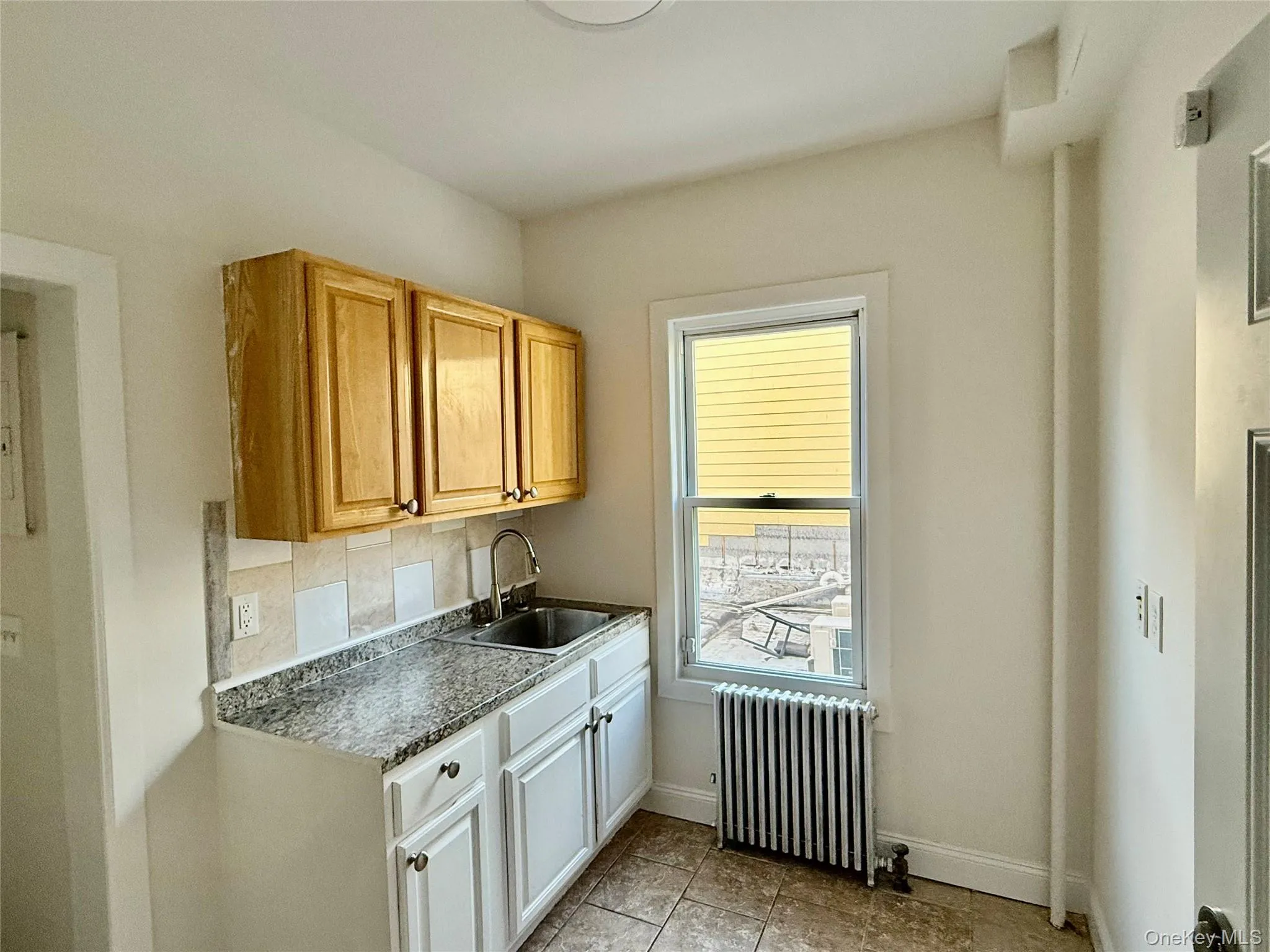 137 Lake Avenue, Yonkers, NY, 1 Bedroom Bedrooms, 4 Rooms Rooms,1 BathroomBathrooms,Residential Lease,For Rent,Lake,0,1003686 137 Lake Avenue, Yonkers, NY, 1 Bedroom Bedrooms, 4 Rooms Rooms,1 BathroomBathrooms,Residential Lease,For Rent,Lake,0,1003686