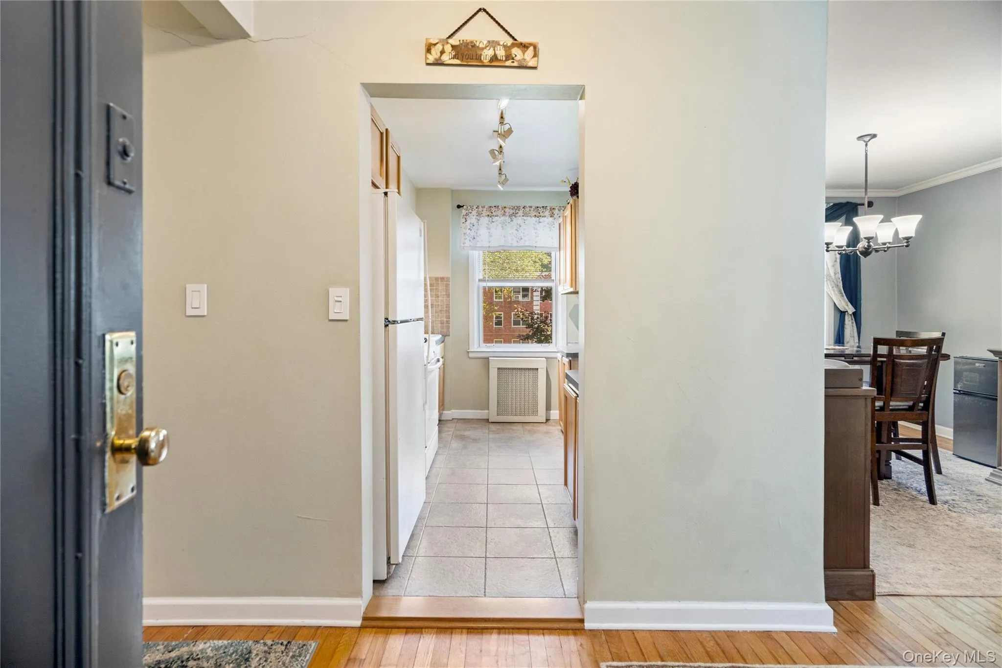 1 Edwards Street, North Hempstead, NY, 1 Bedroom Bedrooms, 4 Rooms Rooms,1 BathroomBathrooms,Residential,For Rent,Edwards,0,1003693 1 Edwards Street, North Hempstead, NY, 1 Bedroom Bedrooms, 4 Rooms Rooms,1 BathroomBathrooms,Residential,For Rent,Edwards,0,1003693