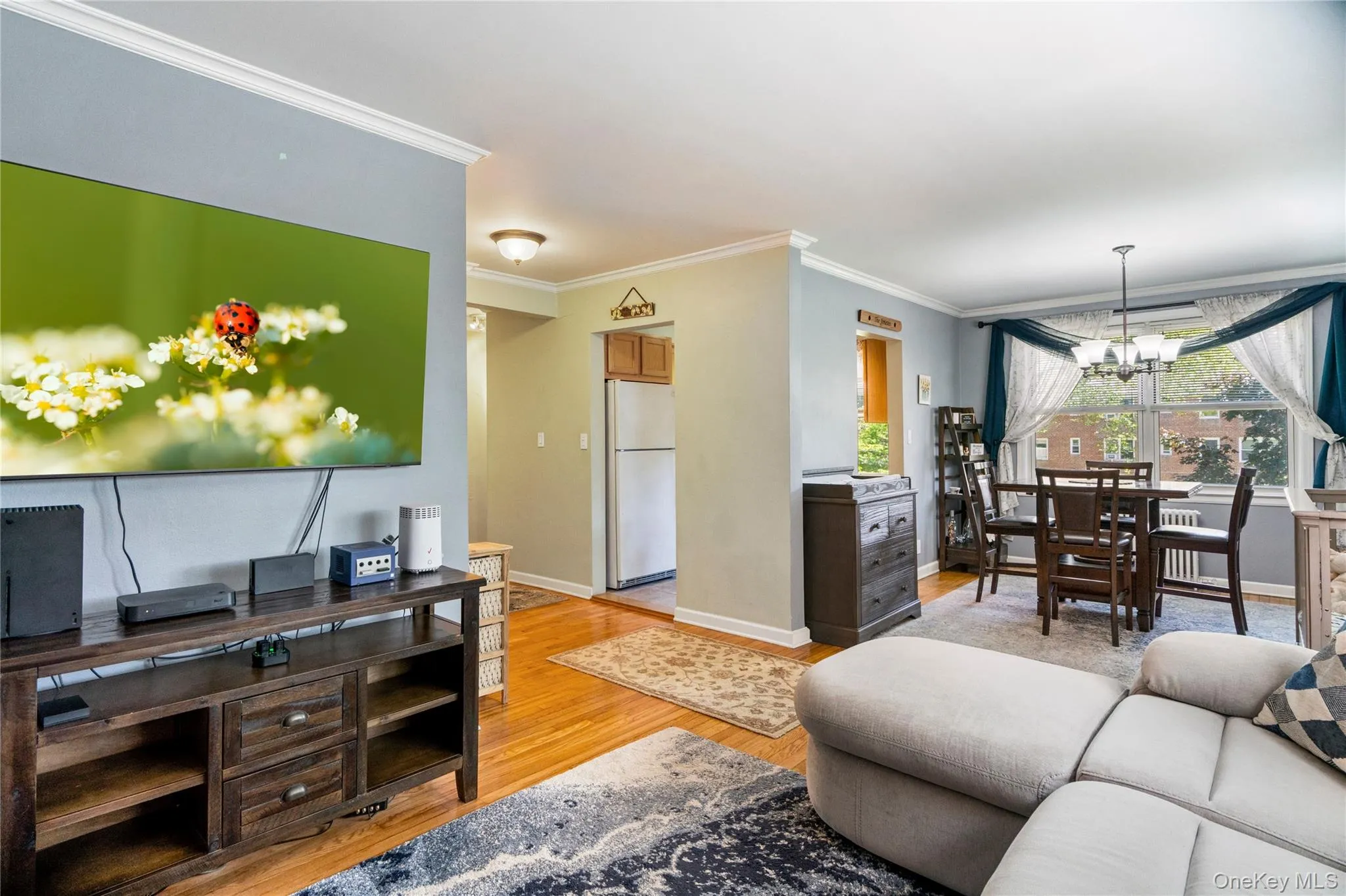 1 Edwards Street, North Hempstead, NY, 1 Bedroom Bedrooms, 4 Rooms Rooms,1 BathroomBathrooms,Residential,For Rent,Edwards,0,1003693 1 Edwards Street, North Hempstead, NY, 1 Bedroom Bedrooms, 4 Rooms Rooms,1 BathroomBathrooms,Residential,For Rent,Edwards,0,1003693