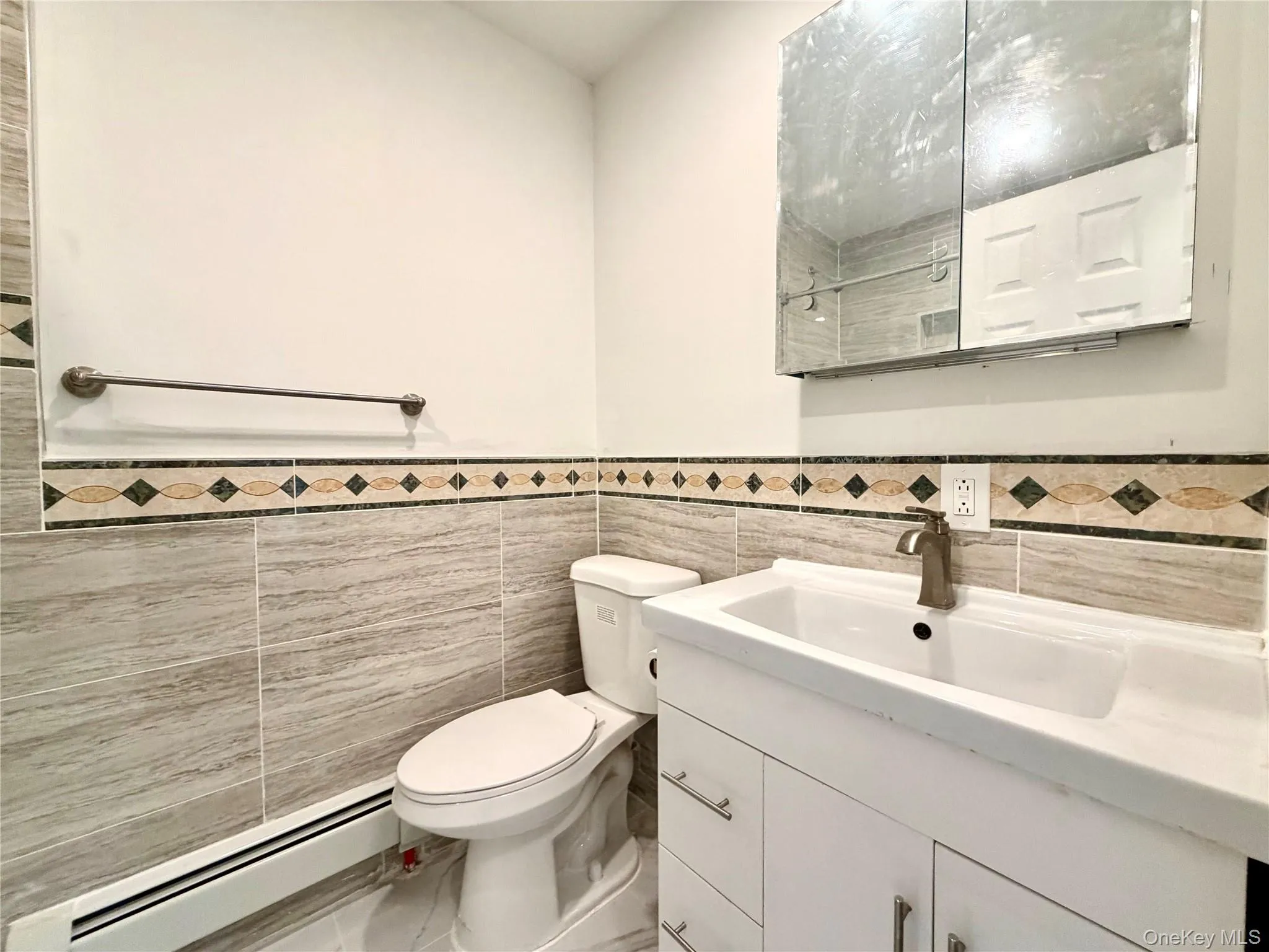 30-45 68th St, New York, NY, 2 Bedrooms Bedrooms, 4 Rooms Rooms,1 BathroomBathrooms,Residential Lease,For Rent,68th St,0,1003697 30-45 68th St, New York, NY, 2 Bedrooms Bedrooms, 4 Rooms Rooms,1 BathroomBathrooms,Residential Lease,For Rent,68th St,0,1003697