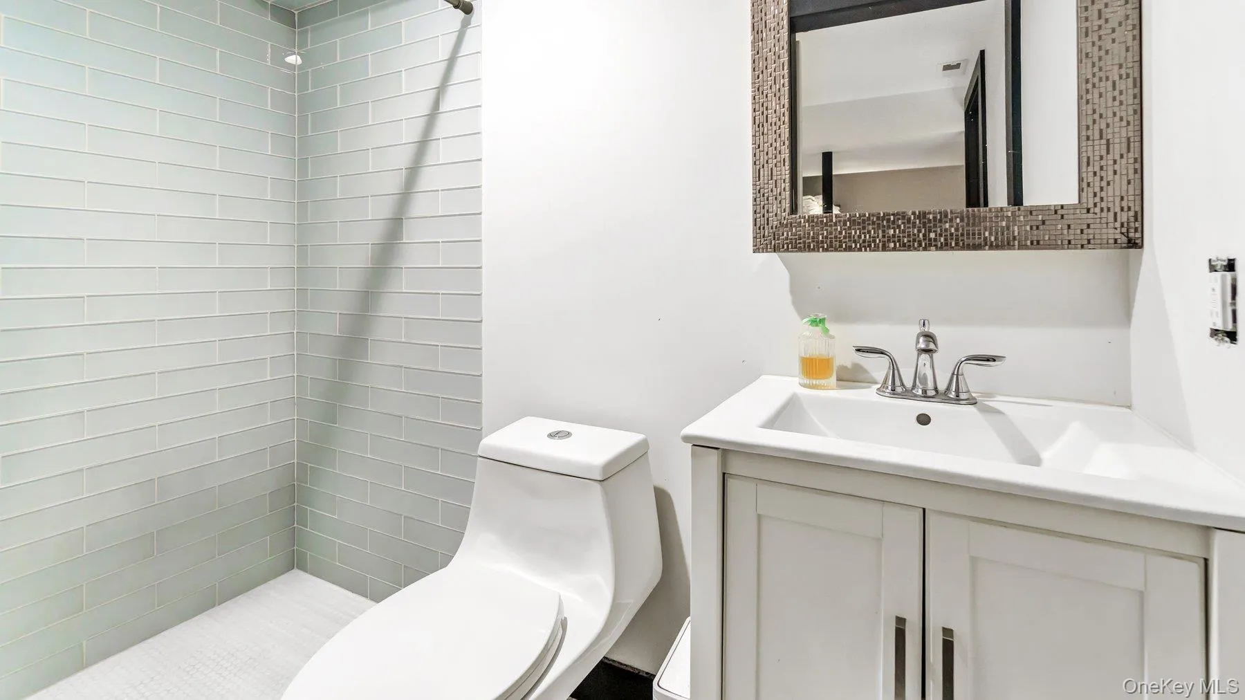 3rd Full Bath in Lower Level 3rd Full Bath in Lower Level
