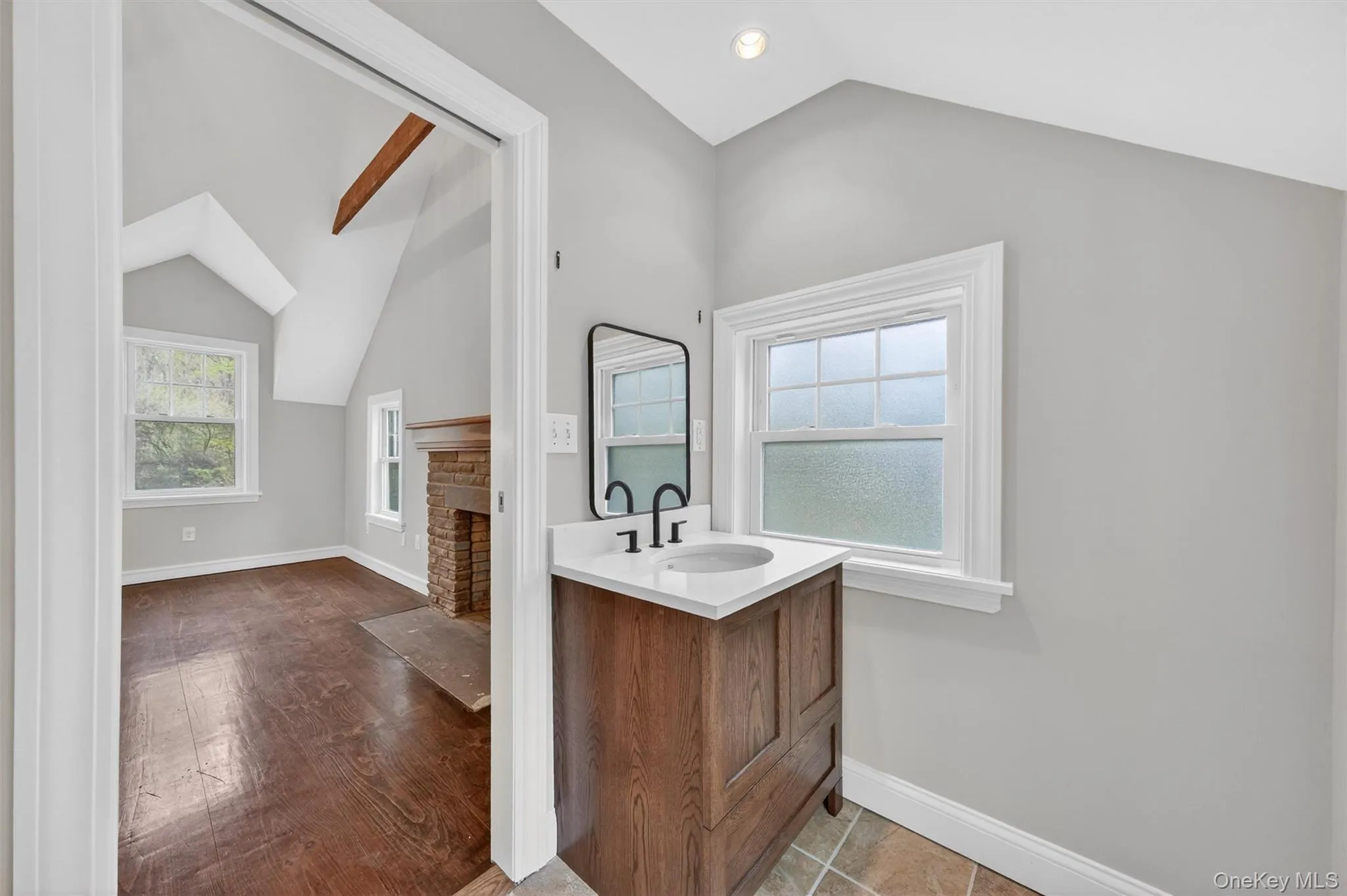 En-suite primary bathroom. En-suite primary bathroom.