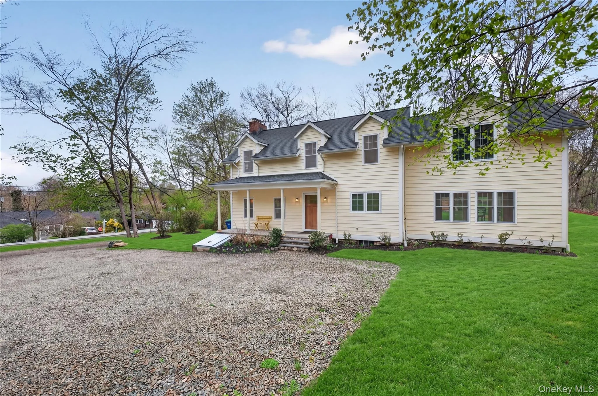 An antique farmhouse - meticulously maintained & extremely private. An antique farmhouse - meticulously maintained & extremely private.
