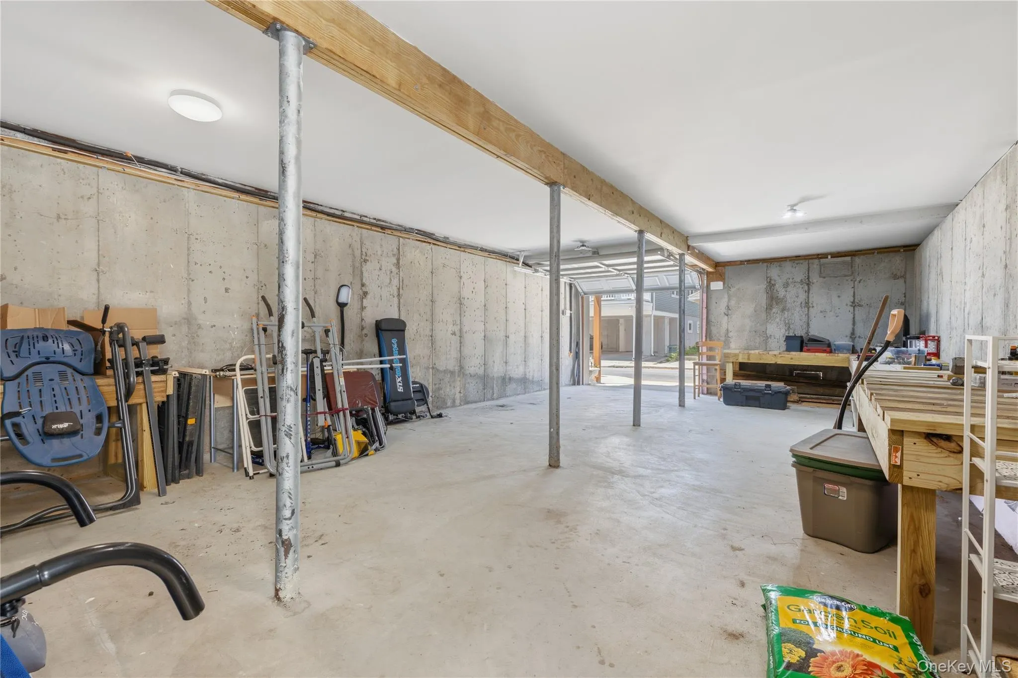 90 Oregon Street, Long Beach, NY, 2 Bedrooms Bedrooms, 5 Rooms Rooms,1 BathroomBathrooms,Residential Lease,For Rent,Oregon,0,1003707 90 Oregon Street, Long Beach, NY, 2 Bedrooms Bedrooms, 5 Rooms Rooms,1 BathroomBathrooms,Residential Lease,For Rent,Oregon,0,1003707