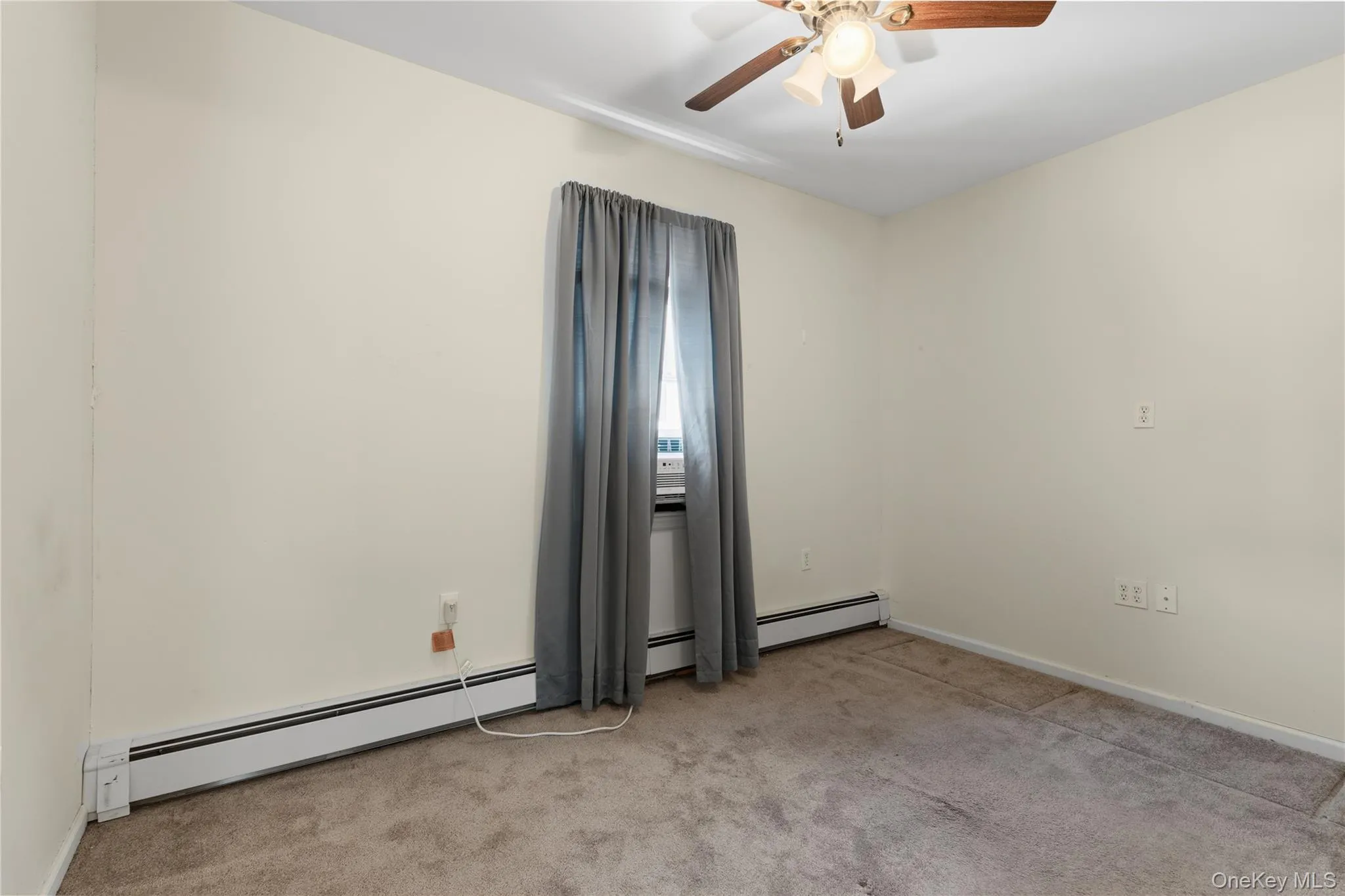 90 Oregon Street, Long Beach, NY, 2 Bedrooms Bedrooms, 5 Rooms Rooms,1 BathroomBathrooms,Residential Lease,For Rent,Oregon,0,1003707 90 Oregon Street, Long Beach, NY, 2 Bedrooms Bedrooms, 5 Rooms Rooms,1 BathroomBathrooms,Residential Lease,For Rent,Oregon,0,1003707