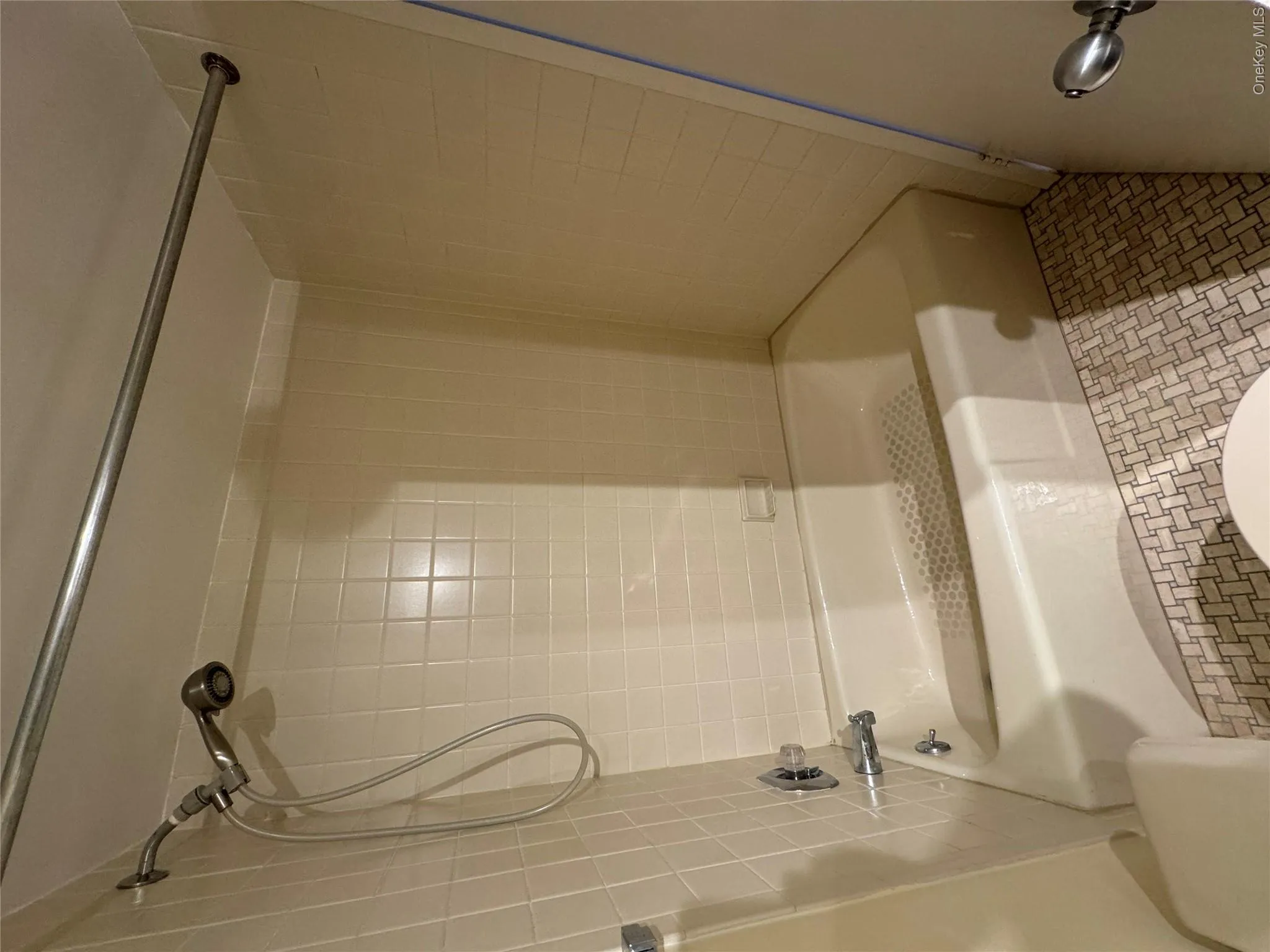 1701 Crompond Road, Peekskill, NY, 2 Bedrooms Bedrooms, 3 Rooms Rooms,2 BathroomsBathrooms,Residential Lease,For Rent,Crompond,0,1003708 1701 Crompond Road, Peekskill, NY, 2 Bedrooms Bedrooms, 3 Rooms Rooms,2 BathroomsBathrooms,Residential Lease,For Rent,Crompond,0,1003708