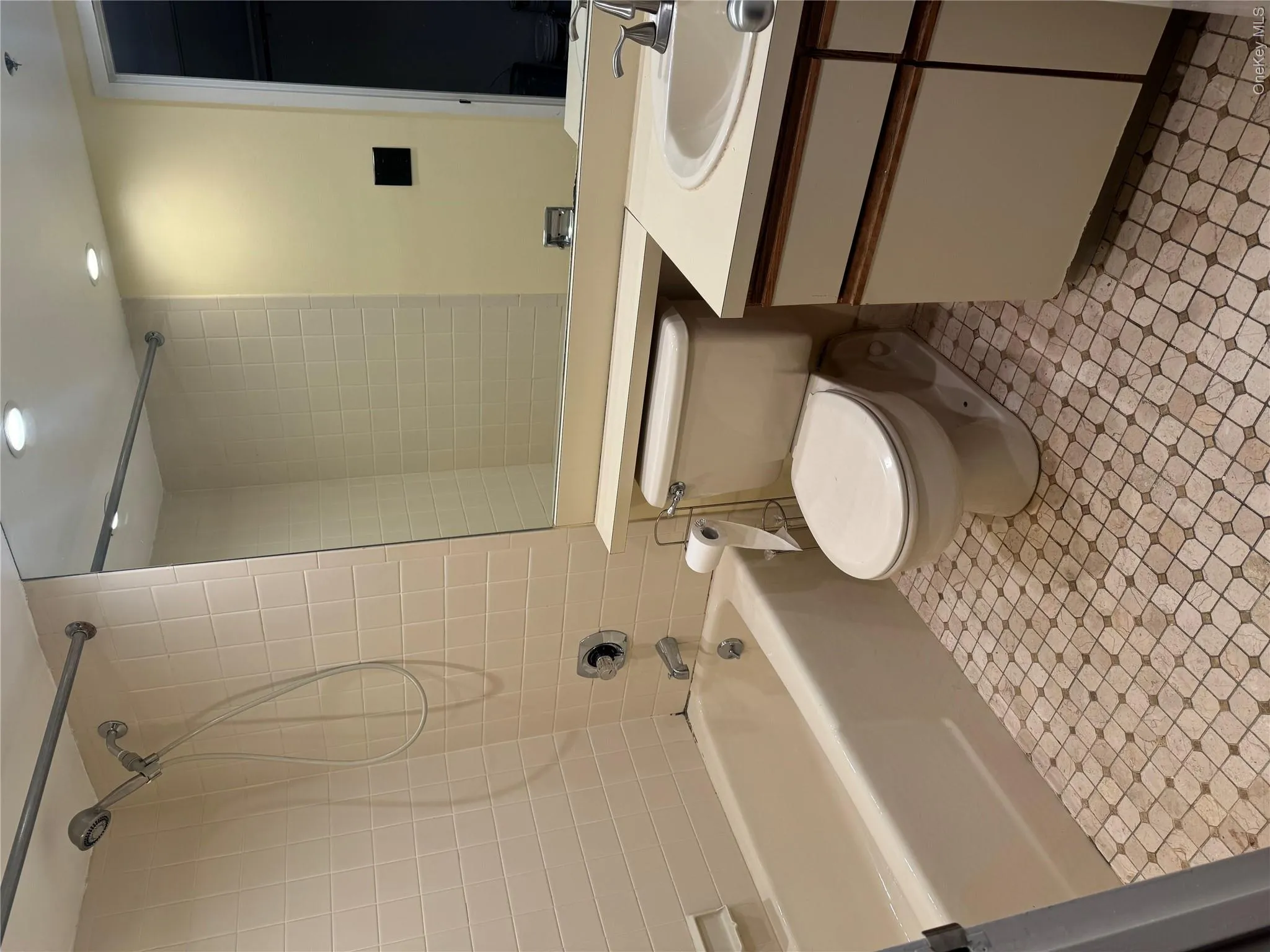1701 Crompond Road, Peekskill, NY, 2 Bedrooms Bedrooms, 3 Rooms Rooms,2 BathroomsBathrooms,Residential Lease,For Rent,Crompond,0,1003708 1701 Crompond Road, Peekskill, NY, 2 Bedrooms Bedrooms, 3 Rooms Rooms,2 BathroomsBathrooms,Residential Lease,For Rent,Crompond,0,1003708