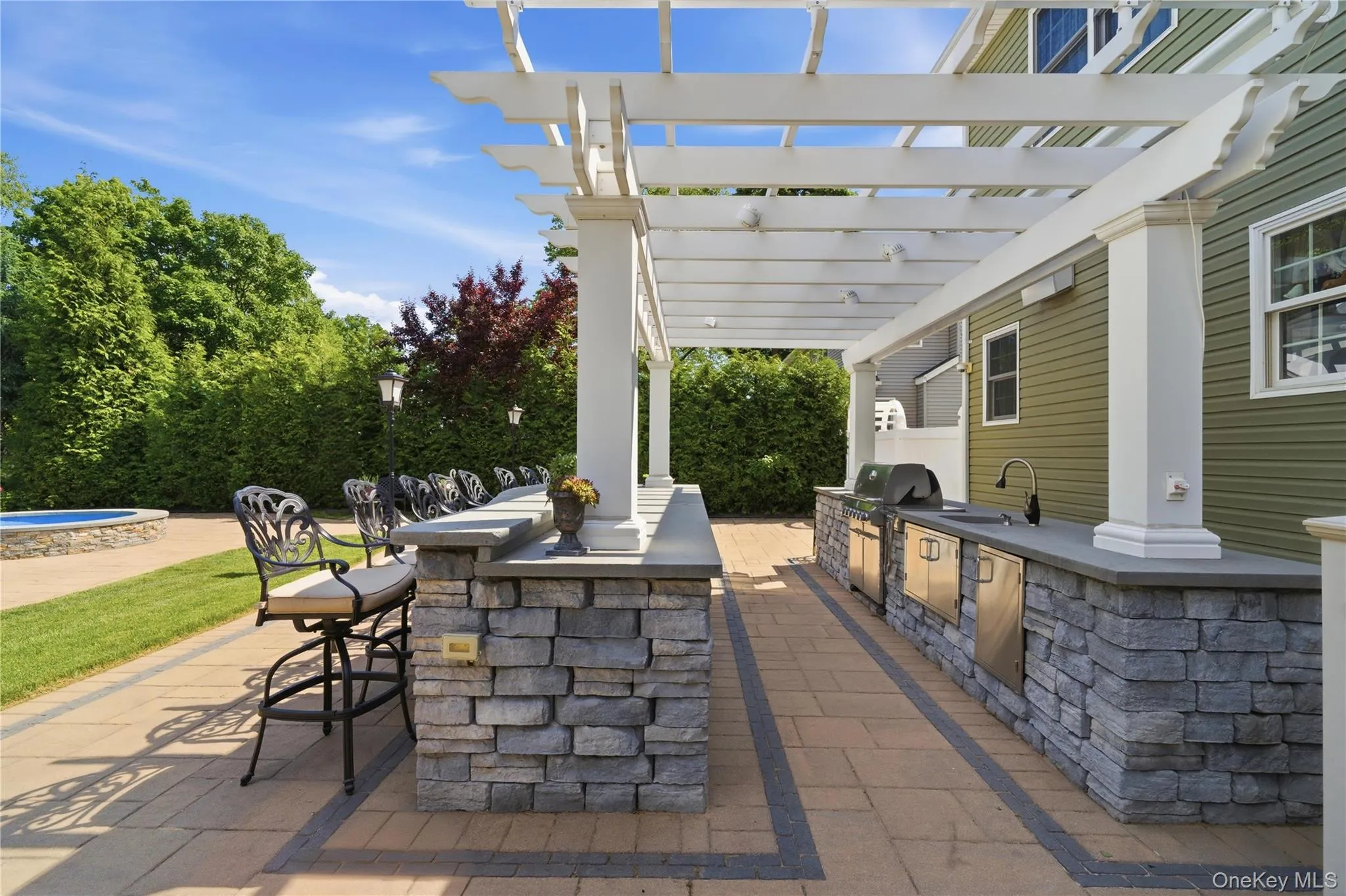 27 Davison Place, Hempstead, NY, 4 Bedrooms Bedrooms, 7 Rooms Rooms,2 BathroomsBathrooms,Residential,For Rent,Davison,0,1003709 27 Davison Place, Hempstead, NY, 4 Bedrooms Bedrooms, 7 Rooms Rooms,2 BathroomsBathrooms,Residential,For Rent,Davison,0,1003709