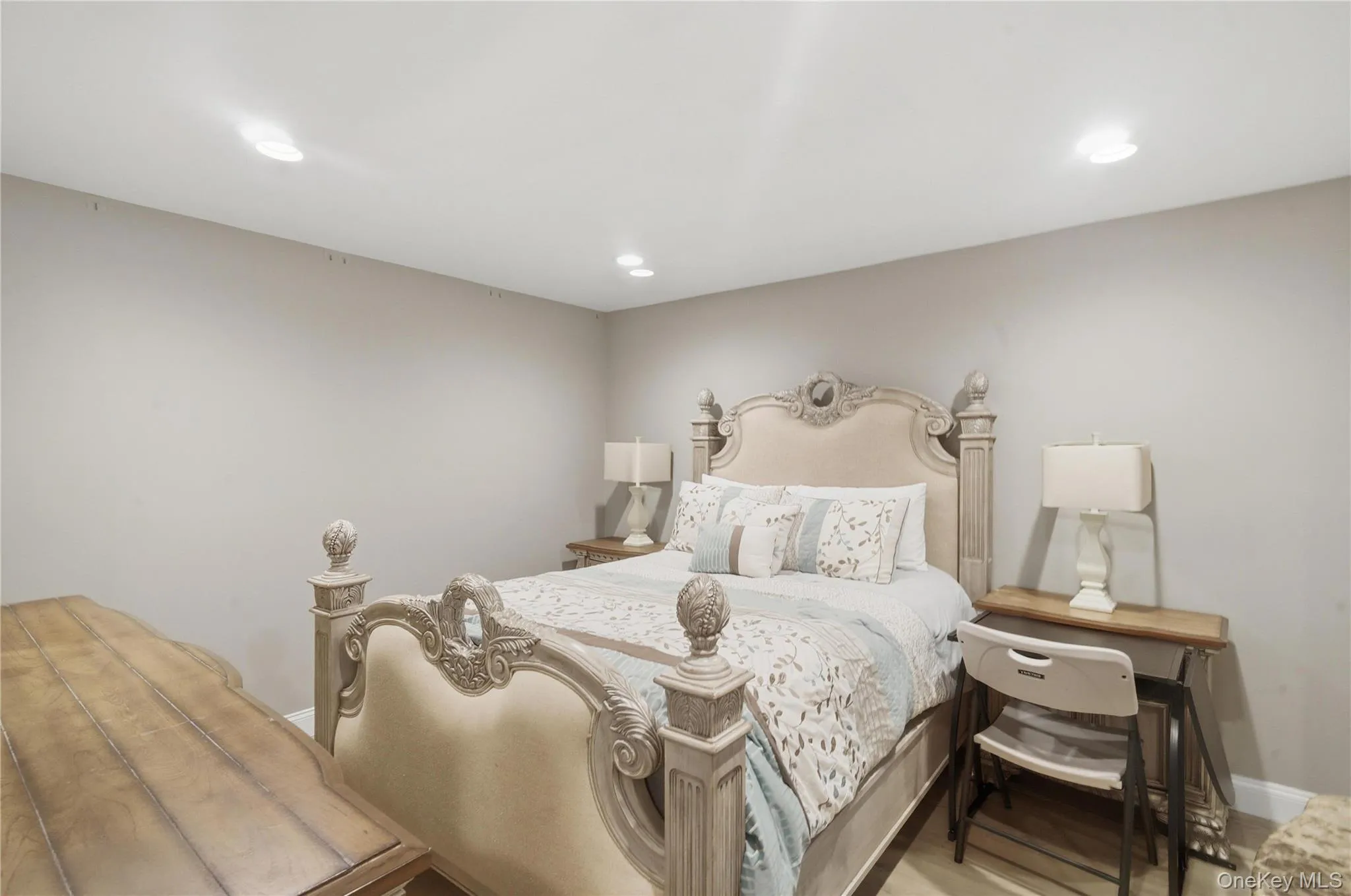 27 Davison Place, Hempstead, NY, 4 Bedrooms Bedrooms, 7 Rooms Rooms,2 BathroomsBathrooms,Residential,For Rent,Davison,0,1003709 27 Davison Place, Hempstead, NY, 4 Bedrooms Bedrooms, 7 Rooms Rooms,2 BathroomsBathrooms,Residential,For Rent,Davison,0,1003709
