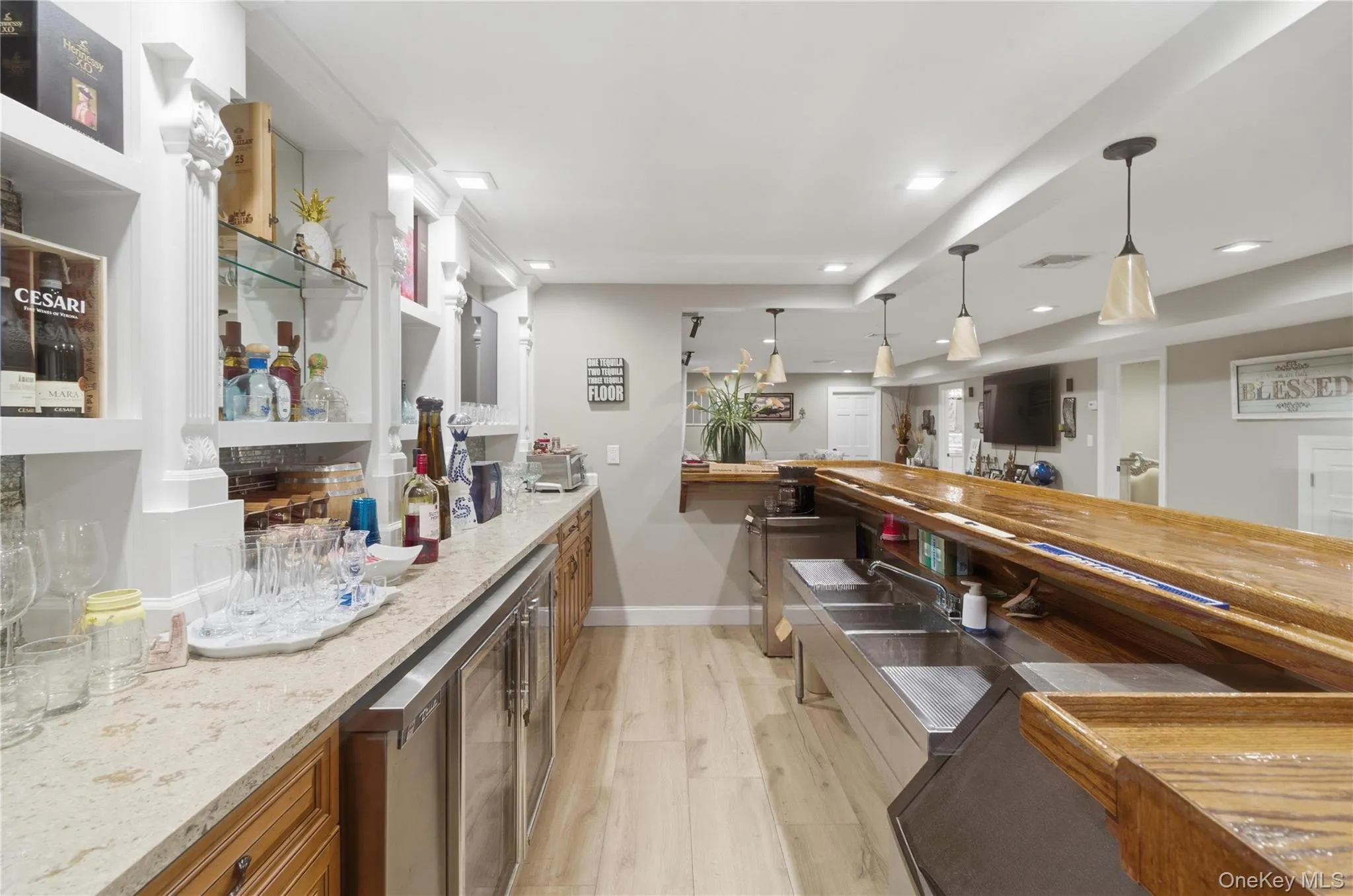 27 Davison Place, Hempstead, NY, 4 Bedrooms Bedrooms, 7 Rooms Rooms,2 BathroomsBathrooms,Residential,For Rent,Davison,0,1003709 27 Davison Place, Hempstead, NY, 4 Bedrooms Bedrooms, 7 Rooms Rooms,2 BathroomsBathrooms,Residential,For Rent,Davison,0,1003709