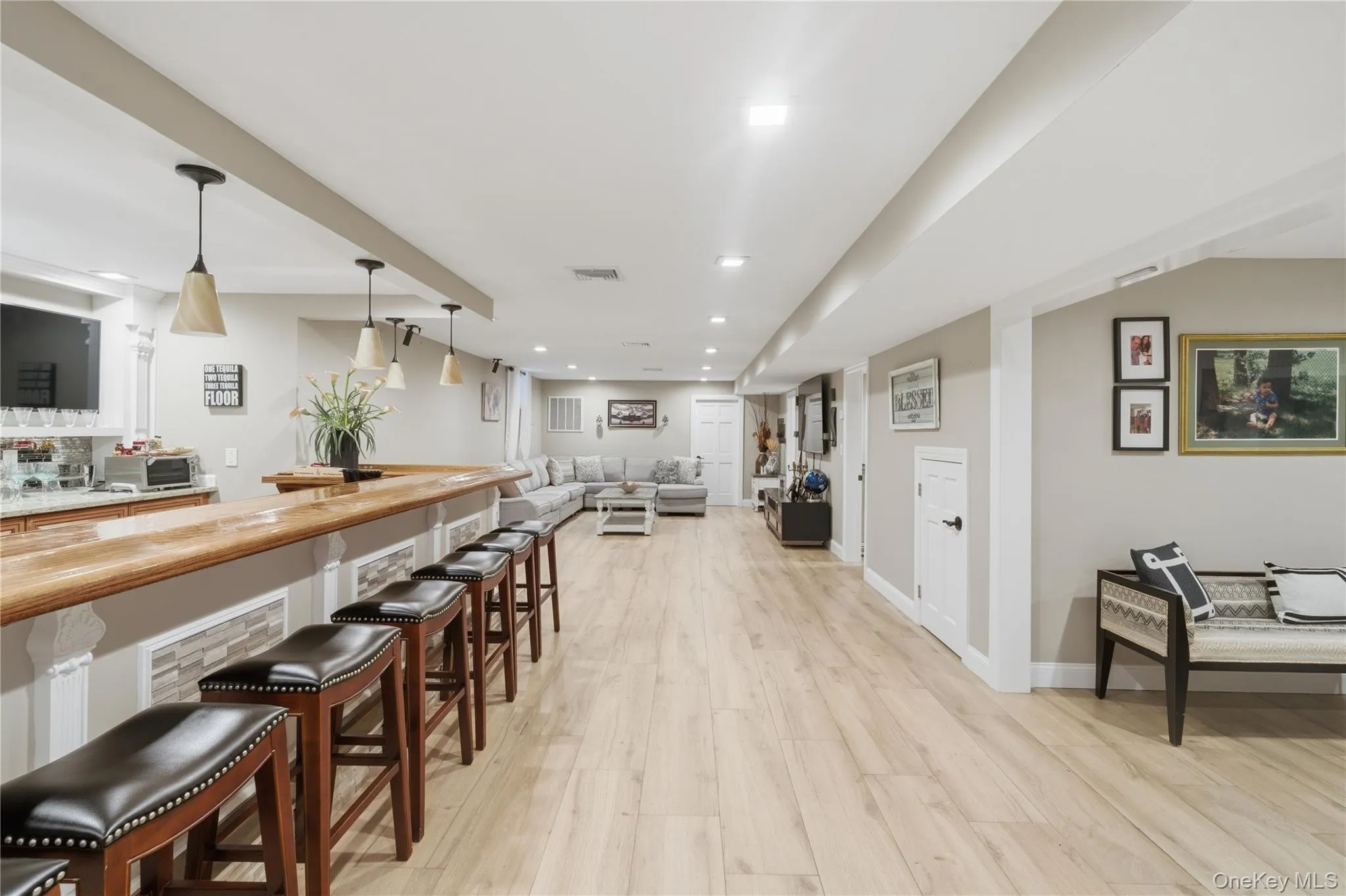 27 Davison Place, Hempstead, NY, 4 Bedrooms Bedrooms, 7 Rooms Rooms,2 BathroomsBathrooms,Residential,For Rent,Davison,0,1003709 27 Davison Place, Hempstead, NY, 4 Bedrooms Bedrooms, 7 Rooms Rooms,2 BathroomsBathrooms,Residential,For Rent,Davison,0,1003709