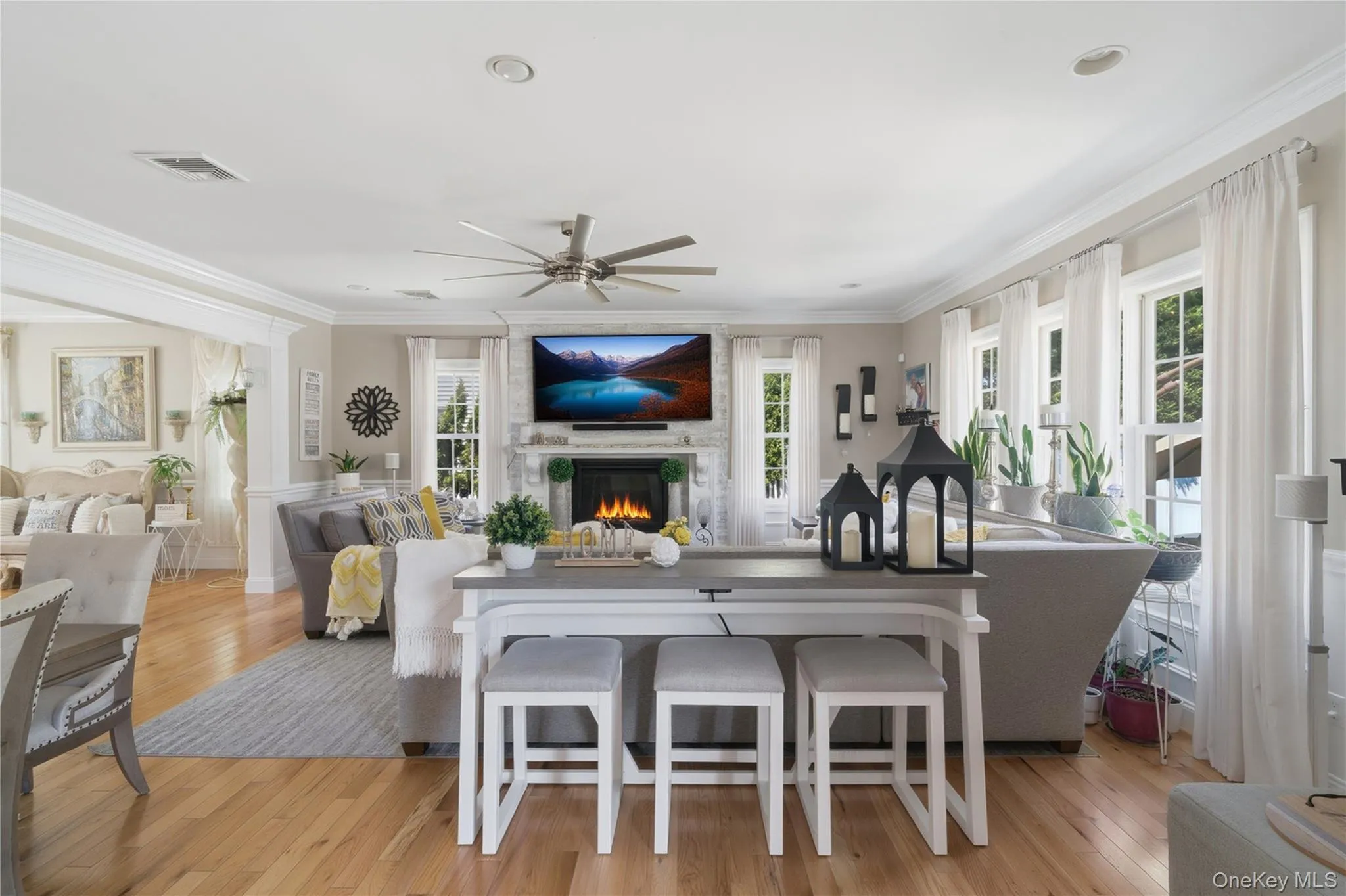 27 Davison Place, Hempstead, NY, 4 Bedrooms Bedrooms, 7 Rooms Rooms,2 BathroomsBathrooms,Residential,For Rent,Davison,0,1003709 27 Davison Place, Hempstead, NY, 4 Bedrooms Bedrooms, 7 Rooms Rooms,2 BathroomsBathrooms,Residential,For Rent,Davison,0,1003709