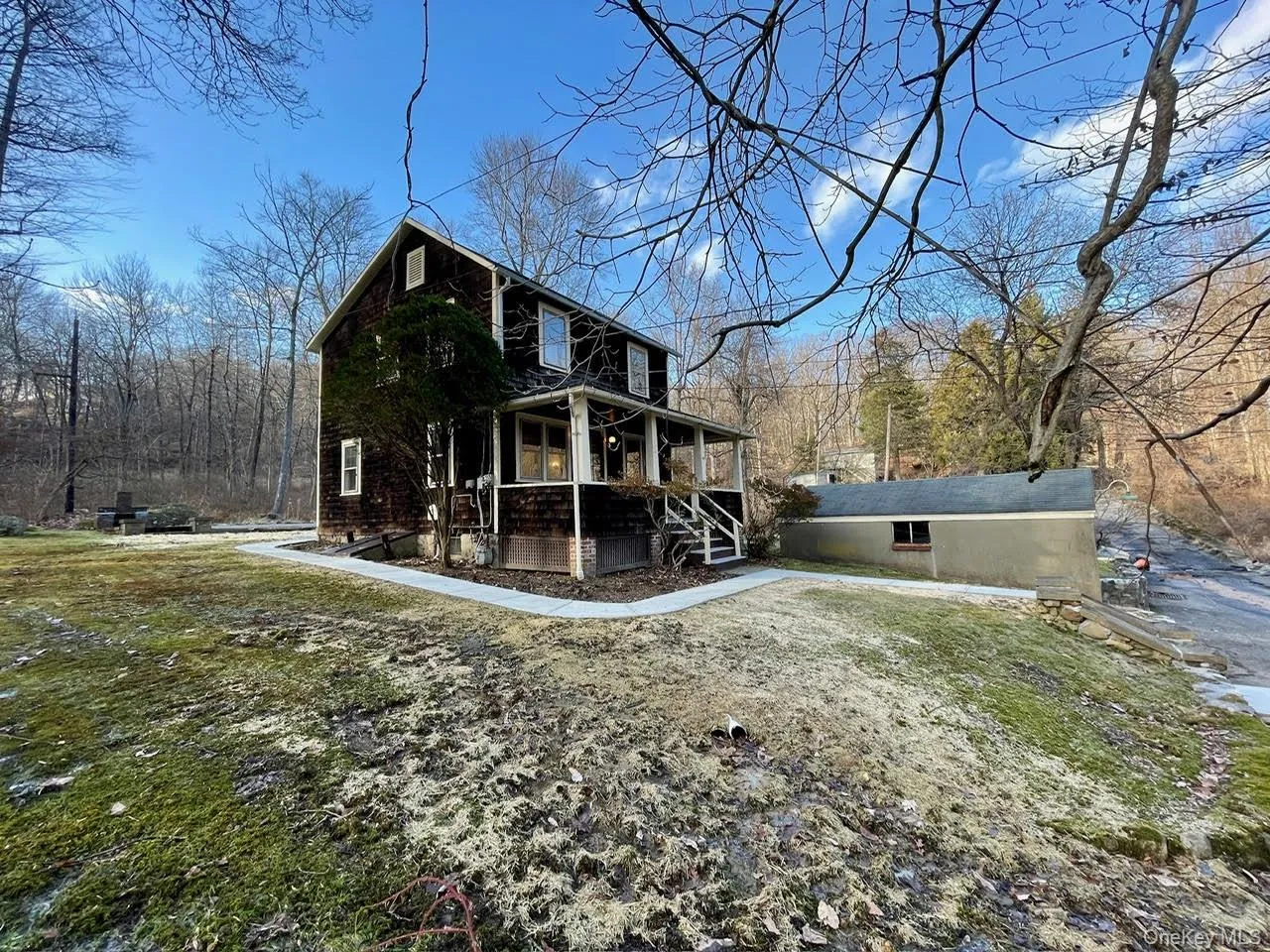 50 Rosetown Road, Stony Point, NY, 2 Bedrooms Bedrooms, 6 Rooms Rooms,1 BathroomBathrooms,Residential Lease,For Rent,Rosetown,0,1003714 50 Rosetown Road, Stony Point, NY, 2 Bedrooms Bedrooms, 6 Rooms Rooms,1 BathroomBathrooms,Residential Lease,For Rent,Rosetown,0,1003714