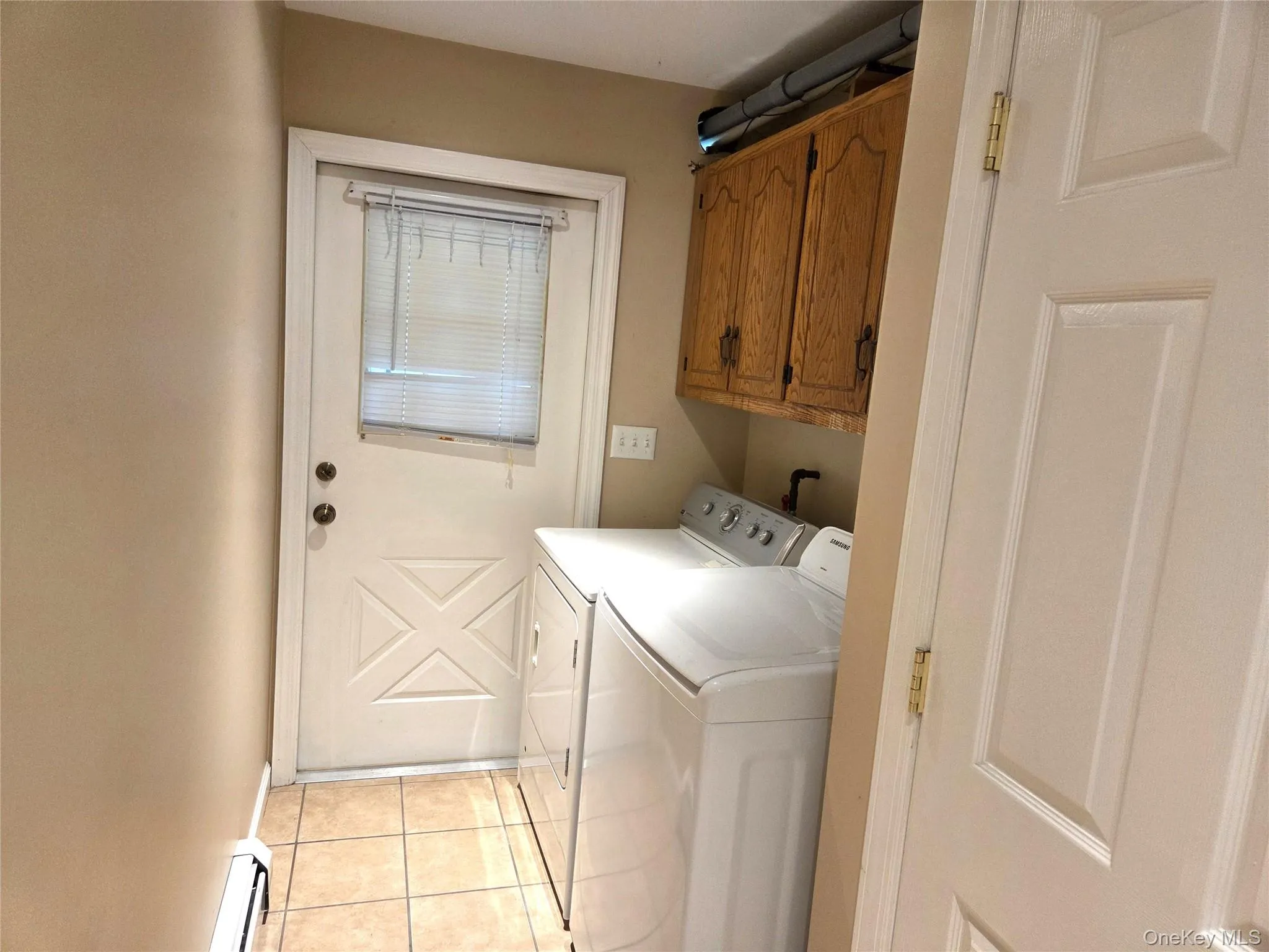 1 Humming Bird Lane, Stony Point, NY, 3 Bedrooms Bedrooms, 6 Rooms Rooms,1 BathroomBathrooms,Residential Lease,For Rent,Humming Bird,0,1003720 1 Humming Bird Lane, Stony Point, NY, 3 Bedrooms Bedrooms, 6 Rooms Rooms,1 BathroomBathrooms,Residential Lease,For Rent,Humming Bird,0,1003720