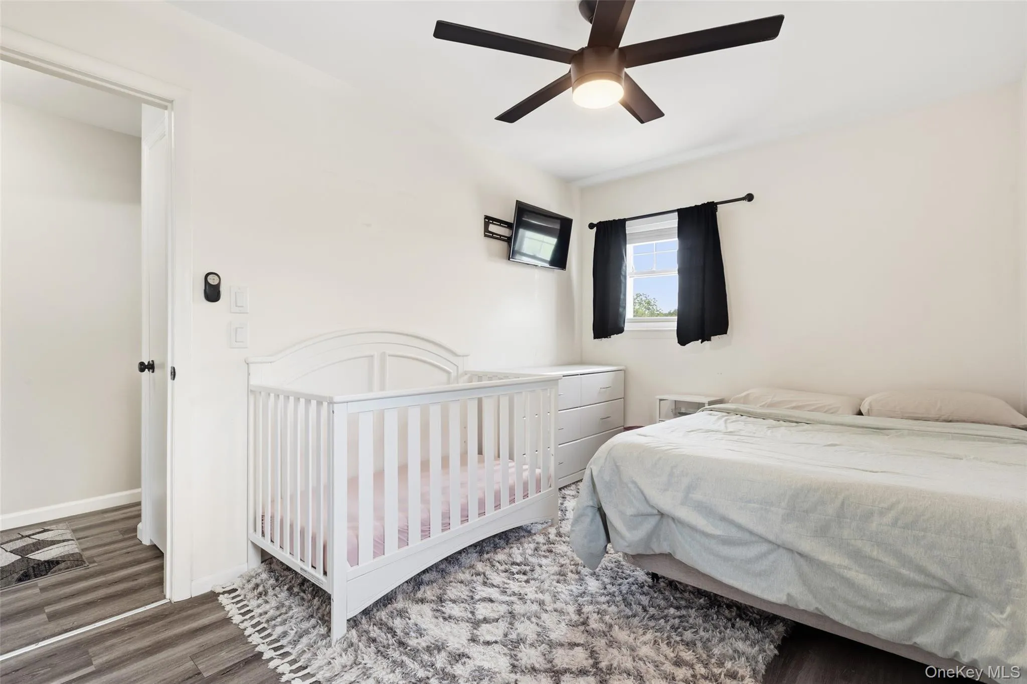 1879 Crompond Road, Peekskill, NY, 2 Bedrooms Bedrooms, 5 Rooms Rooms,1 BathroomBathrooms,Residential,For Rent,Crompond,0,1003723 1879 Crompond Road, Peekskill, NY, 2 Bedrooms Bedrooms, 5 Rooms Rooms,1 BathroomBathrooms,Residential,For Rent,Crompond,0,1003723