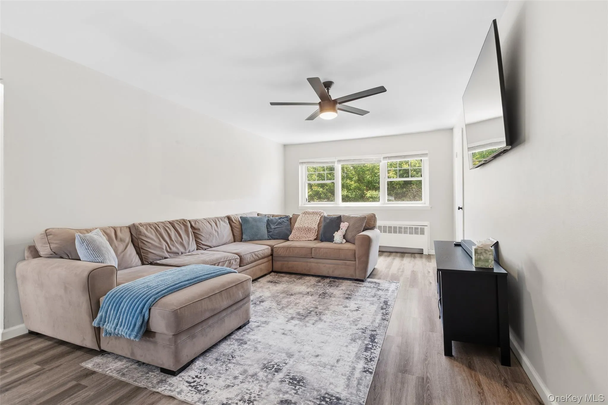 1879 Crompond Road, Peekskill, NY, 2 Bedrooms Bedrooms, 5 Rooms Rooms,1 BathroomBathrooms,Residential,For Rent,Crompond,0,1003723 1879 Crompond Road, Peekskill, NY, 2 Bedrooms Bedrooms, 5 Rooms Rooms,1 BathroomBathrooms,Residential,For Rent,Crompond,0,1003723