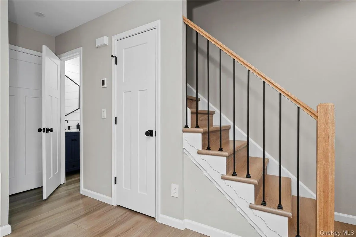 56 The Rise, Warwick (town), NY, 2 Bedrooms Bedrooms, 5 Rooms Rooms,1 BathroomBathrooms,Residential Lease,For Rent,The Rise,0,1003726 56 The Rise, Warwick (town), NY, 2 Bedrooms Bedrooms, 5 Rooms Rooms,1 BathroomBathrooms,Residential Lease,For Rent,The Rise,0,1003726