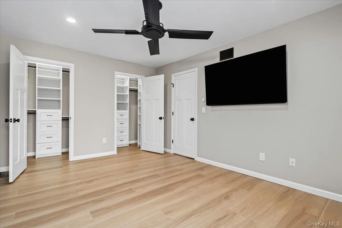 56 The Rise, Warwick (town), NY, 2 Bedrooms Bedrooms, 5 Rooms Rooms,1 BathroomBathrooms,Residential Lease,For Rent,The Rise,0,1003726 56 The Rise, Warwick (town), NY, 2 Bedrooms Bedrooms, 5 Rooms Rooms,1 BathroomBathrooms,Residential Lease,For Rent,The Rise,0,1003726