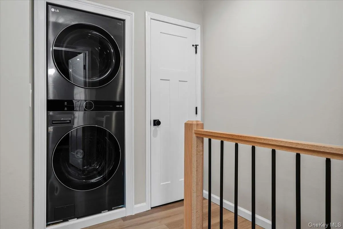 56 The Rise, Warwick (town), NY, 2 Bedrooms Bedrooms, 5 Rooms Rooms,1 BathroomBathrooms,Residential Lease,For Rent,The Rise,0,1003726 56 The Rise, Warwick (town), NY, 2 Bedrooms Bedrooms, 5 Rooms Rooms,1 BathroomBathrooms,Residential Lease,For Rent,The Rise,0,1003726