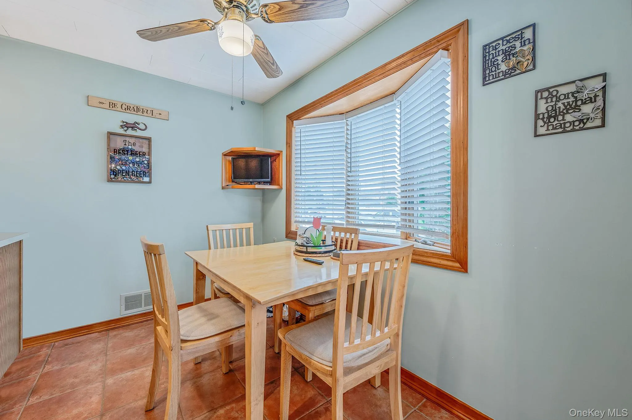 10 Gordon Avenue, North Hempstead, NY, 3 Bedrooms Bedrooms, 7 Rooms Rooms,1 BathroomBathrooms,Residential,For Rent,Gordon,0,1003728 10 Gordon Avenue, North Hempstead, NY, 3 Bedrooms Bedrooms, 7 Rooms Rooms,1 BathroomBathrooms,Residential,For Rent,Gordon,0,1003728