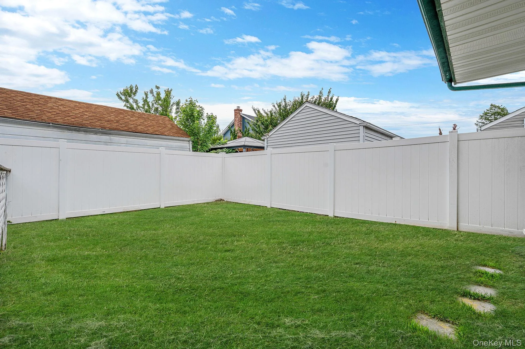 10 Gordon Avenue, North Hempstead, NY, 3 Bedrooms Bedrooms, 7 Rooms Rooms,1 BathroomBathrooms,Residential,For Rent,Gordon,0,1003728 10 Gordon Avenue, North Hempstead, NY, 3 Bedrooms Bedrooms, 7 Rooms Rooms,1 BathroomBathrooms,Residential,For Rent,Gordon,0,1003728
