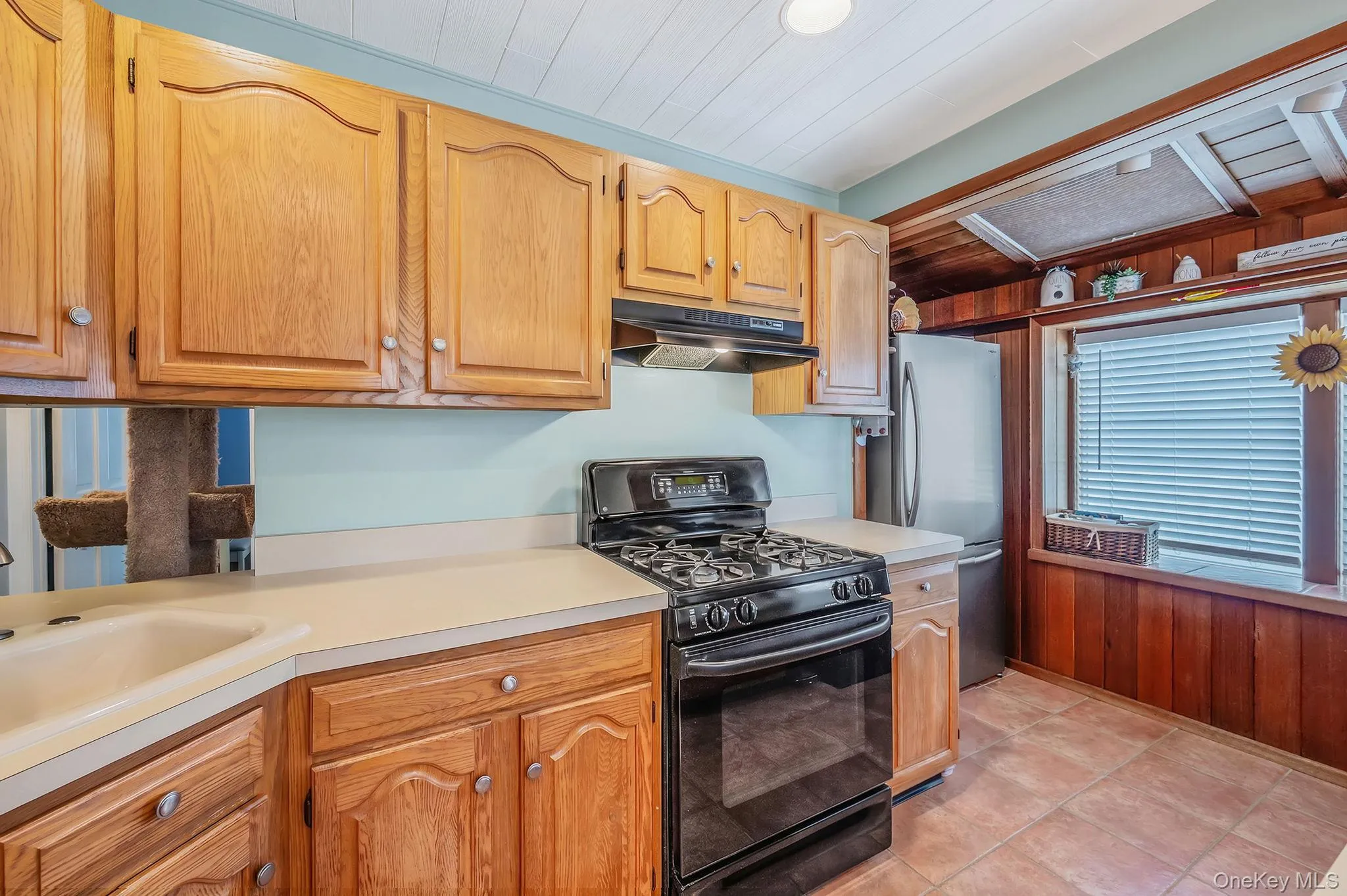 10 Gordon Avenue, North Hempstead, NY, 3 Bedrooms Bedrooms, 7 Rooms Rooms,1 BathroomBathrooms,Residential,For Rent,Gordon,0,1003728 10 Gordon Avenue, North Hempstead, NY, 3 Bedrooms Bedrooms, 7 Rooms Rooms,1 BathroomBathrooms,Residential,For Rent,Gordon,0,1003728