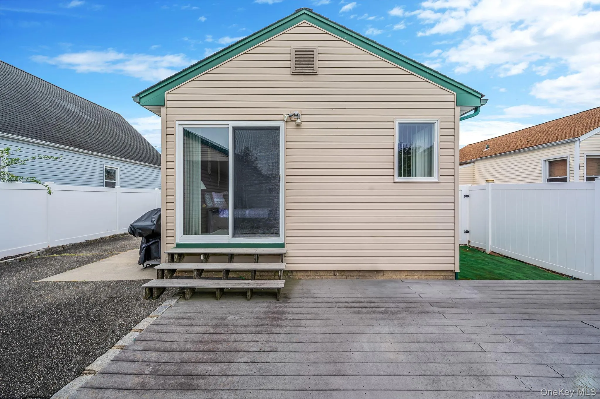 10 Gordon Avenue, North Hempstead, NY, 3 Bedrooms Bedrooms, 7 Rooms Rooms,1 BathroomBathrooms,Residential,For Rent,Gordon,0,1003728 10 Gordon Avenue, North Hempstead, NY, 3 Bedrooms Bedrooms, 7 Rooms Rooms,1 BathroomBathrooms,Residential,For Rent,Gordon,0,1003728