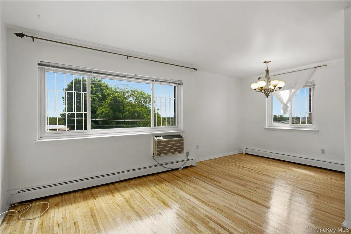 900 Midland Avenue, Yonkers, NY, 1 Bedroom Bedrooms, 5 Rooms Rooms,1 BathroomBathrooms,Residential,For Rent,Midland,0,1003730 900 Midland Avenue, Yonkers, NY, 1 Bedroom Bedrooms, 5 Rooms Rooms,1 BathroomBathrooms,Residential,For Rent,Midland,0,1003730