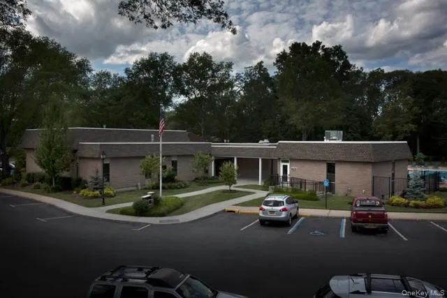 45 Country Club Drive, Brookhaven, NY, 1 Bedroom Bedrooms, 4 Rooms Rooms,1 BathroomBathrooms,Residential Lease,For Rent,Country Club,0,1003732 45 Country Club Drive, Brookhaven, NY, 1 Bedroom Bedrooms, 4 Rooms Rooms,1 BathroomBathrooms,Residential Lease,For Rent,Country Club,0,1003732