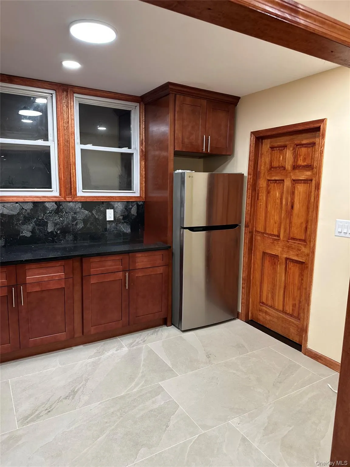 9015 Bayview Place, New York, NY, 3 Bedrooms Bedrooms, 6 Rooms Rooms,2 BathroomsBathrooms,Residential Lease,For Rent,Bayview,0,1003733 9015 Bayview Place, New York, NY, 3 Bedrooms Bedrooms, 6 Rooms Rooms,2 BathroomsBathrooms,Residential Lease,For Rent,Bayview,0,1003733